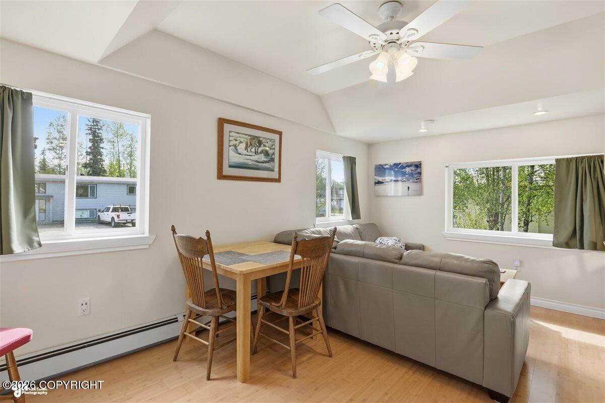 4128 Wright Street Property Photo 9