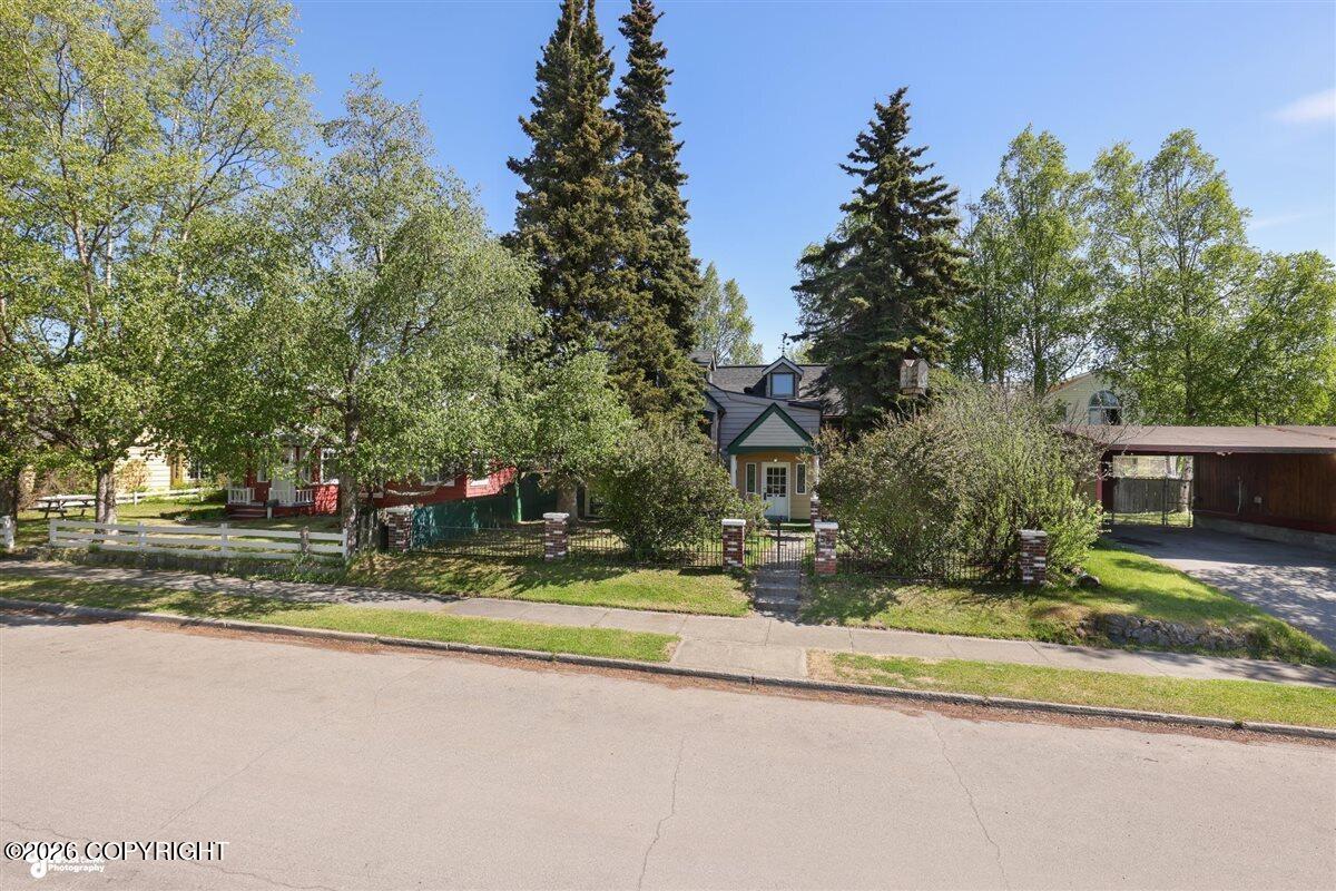 1557 H Street Property Photo 44