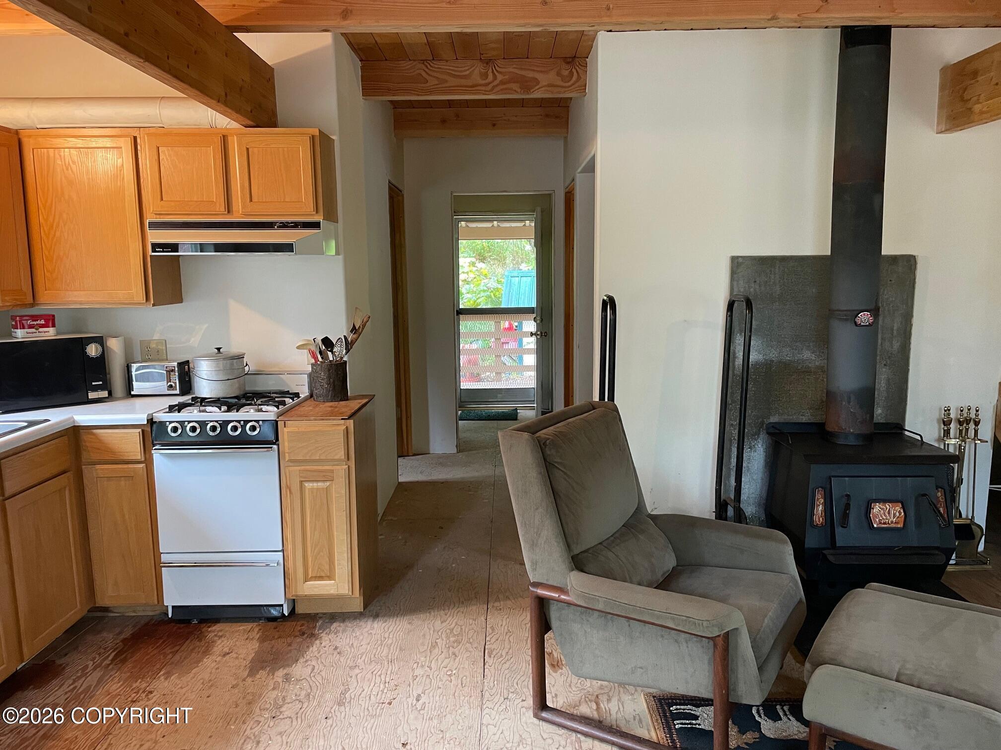 25562 W Isa Road Property Photo 5