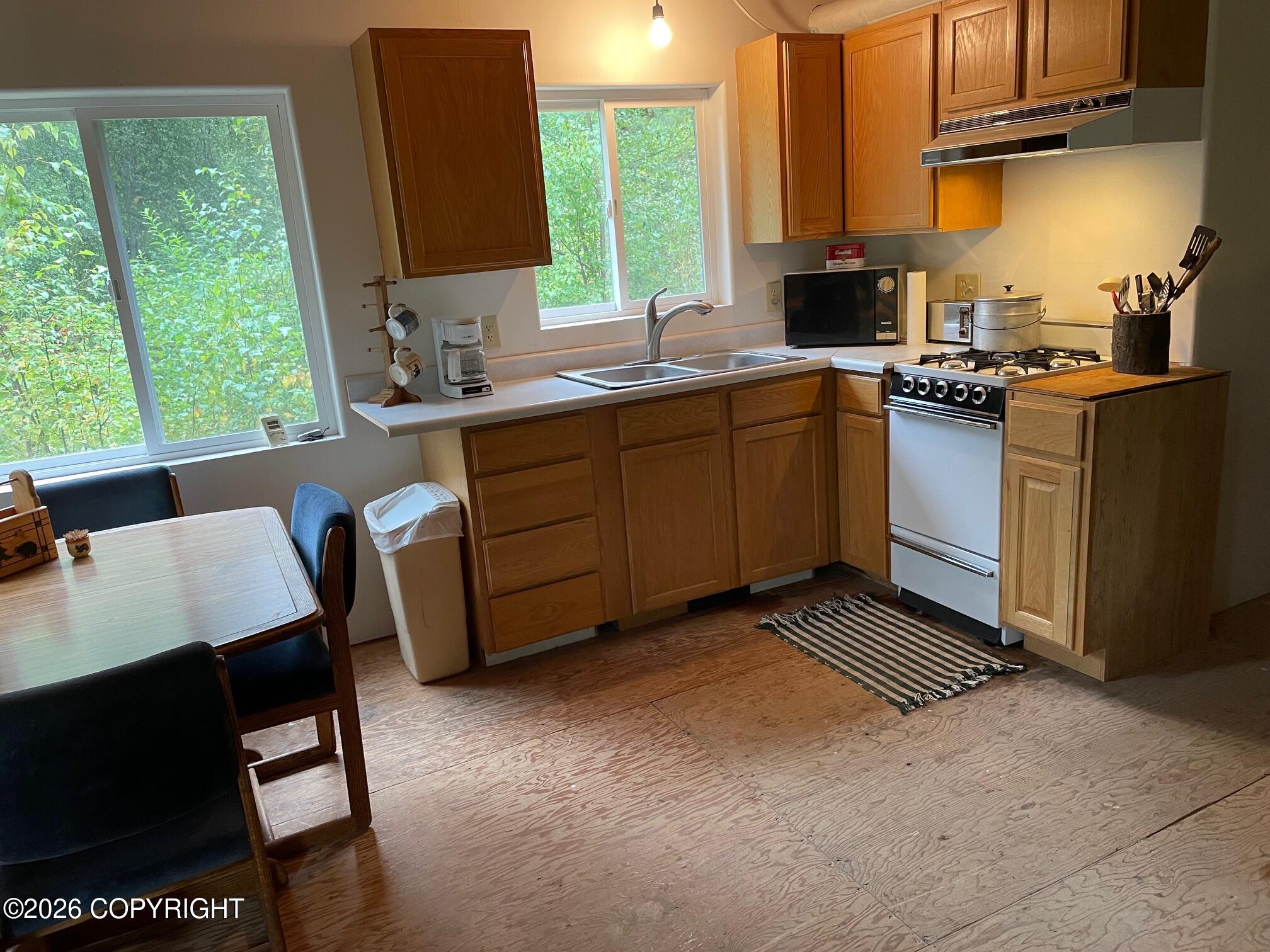 25562 W Isa Road Property Photo 6