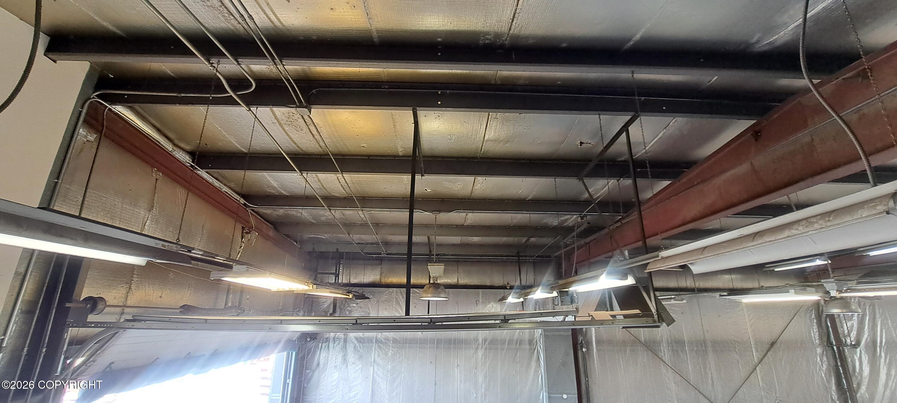 4923 S Aircraft Drive Property Photo 29