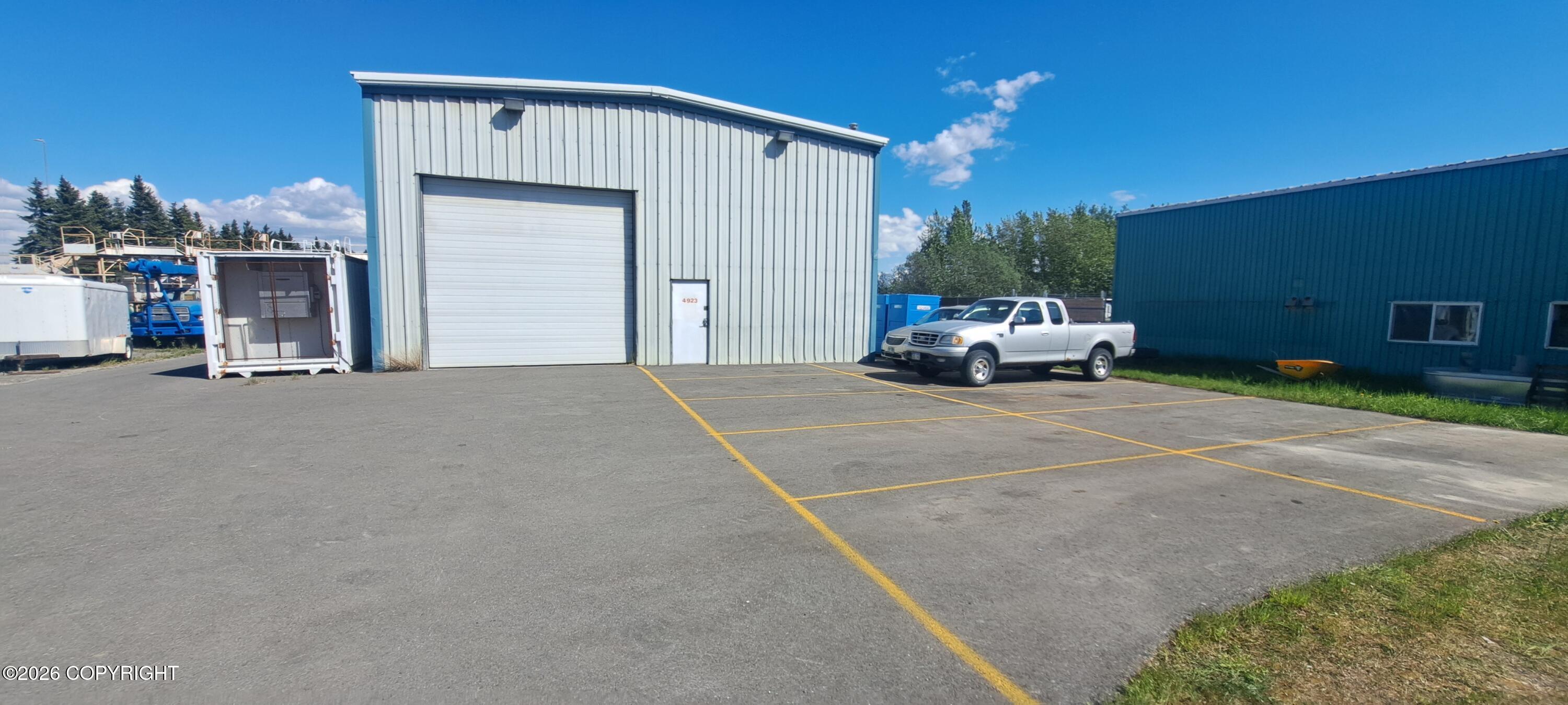 4923 S Aircraft Drive Property Photo 49