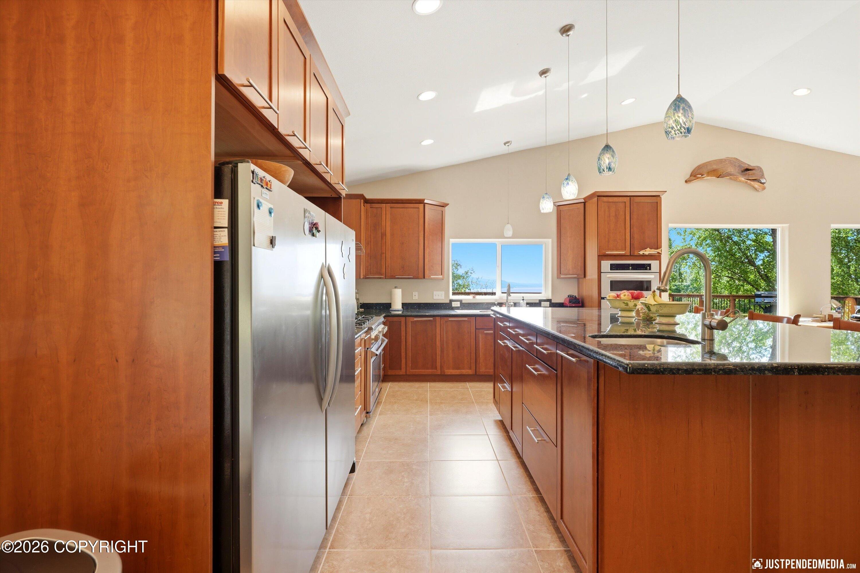 5820 De Armoun Road Property Photo 7