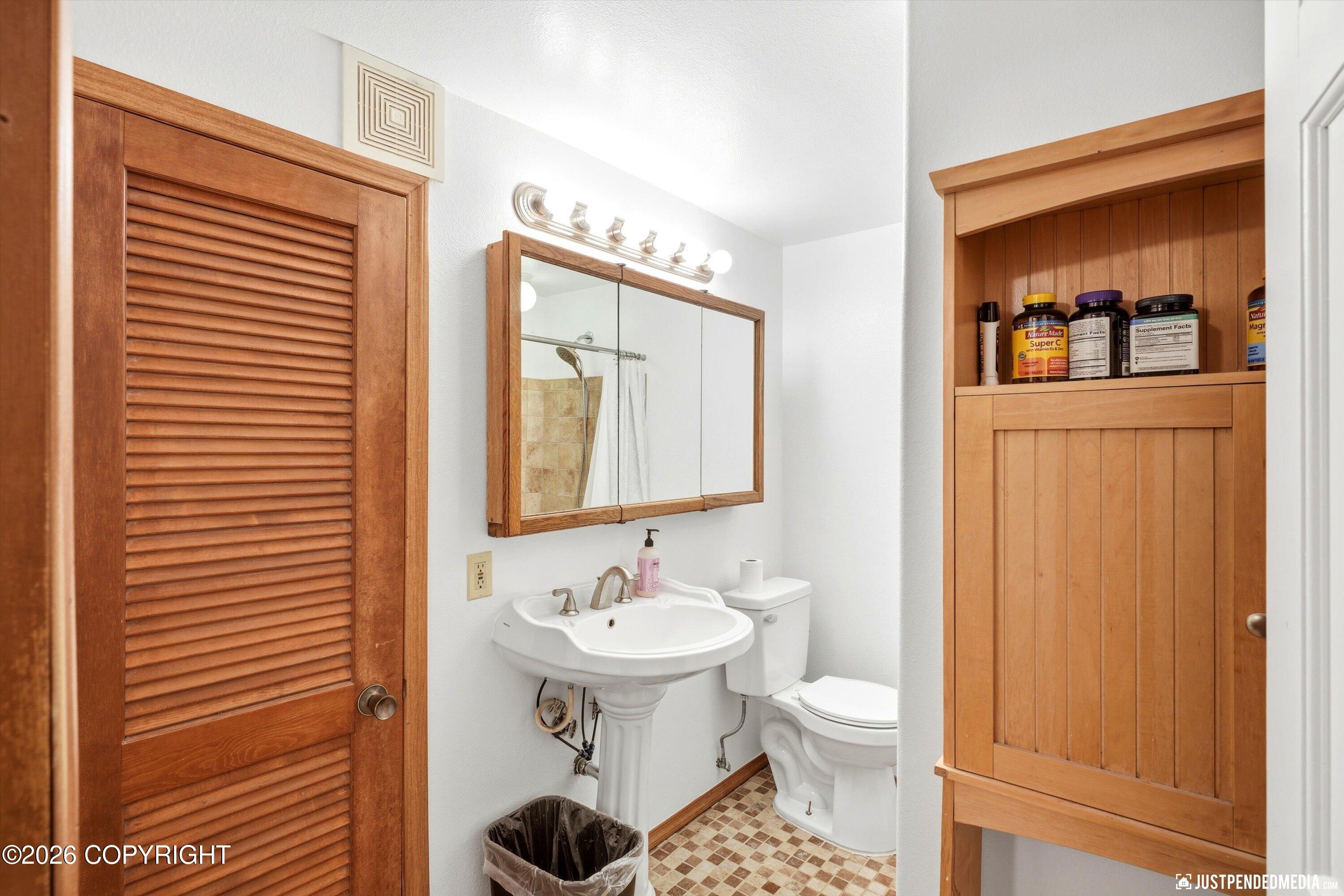 5820 De Armoun Road Property Photo 30