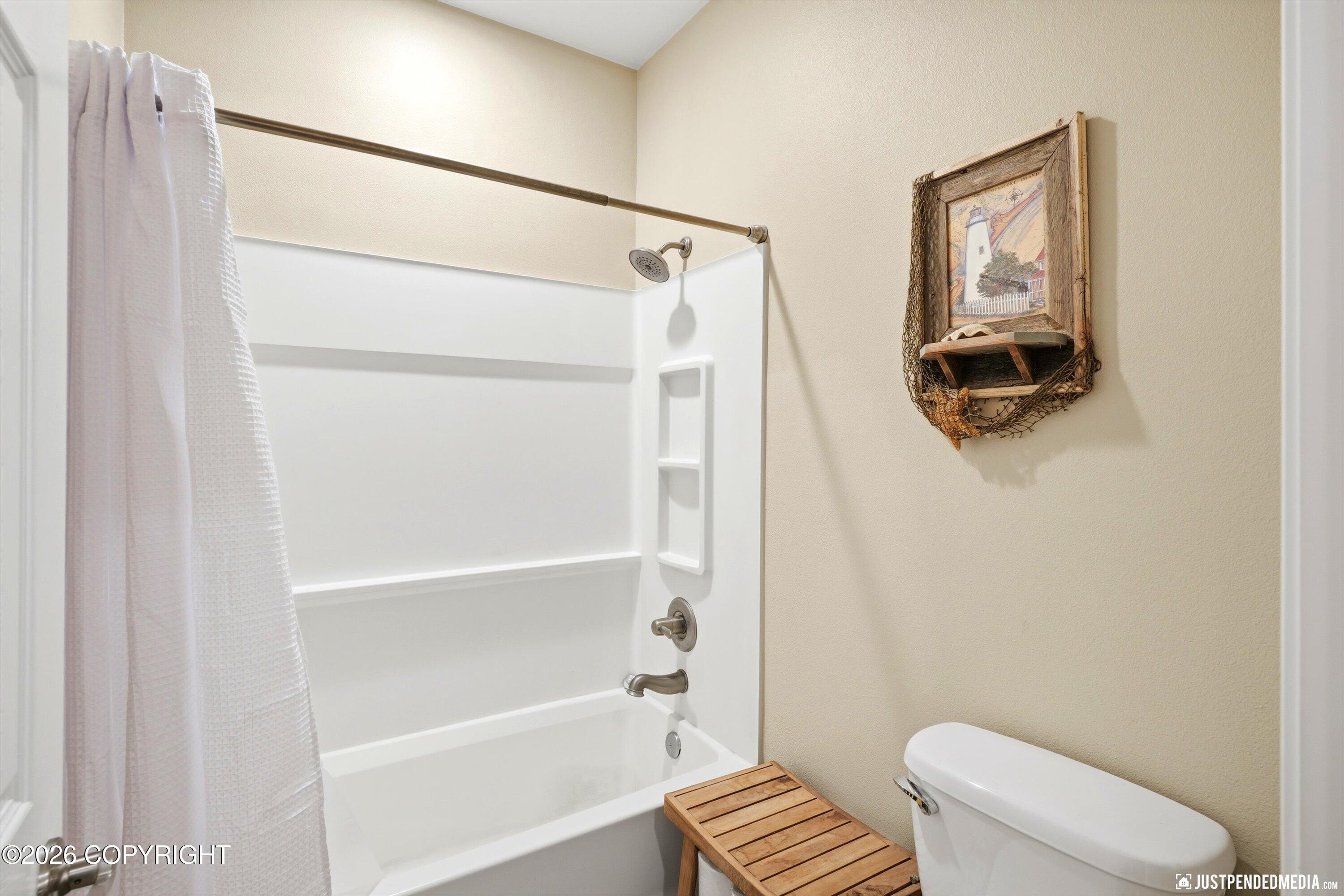 5820 De Armoun Road Property Photo 33
