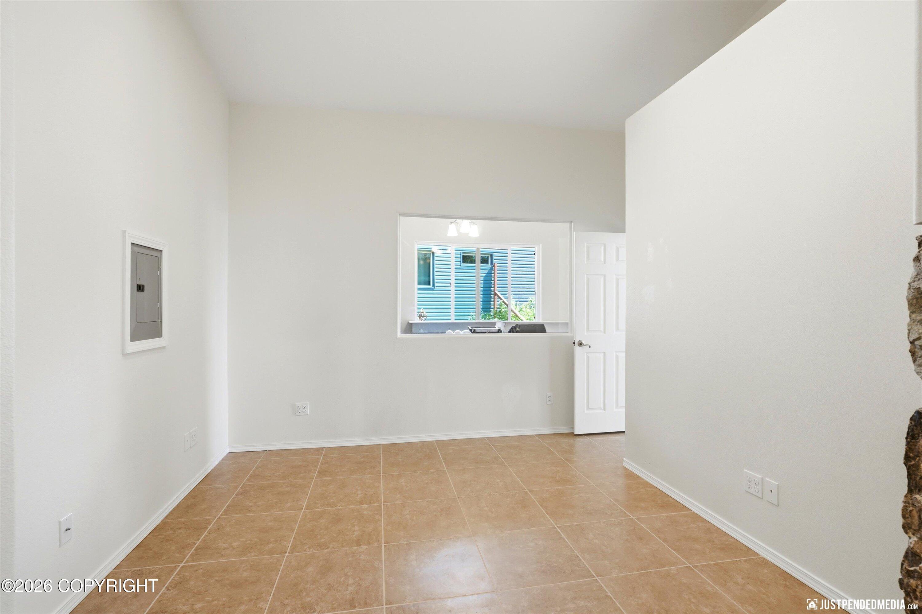 5820 De Armoun Road Property Photo 34