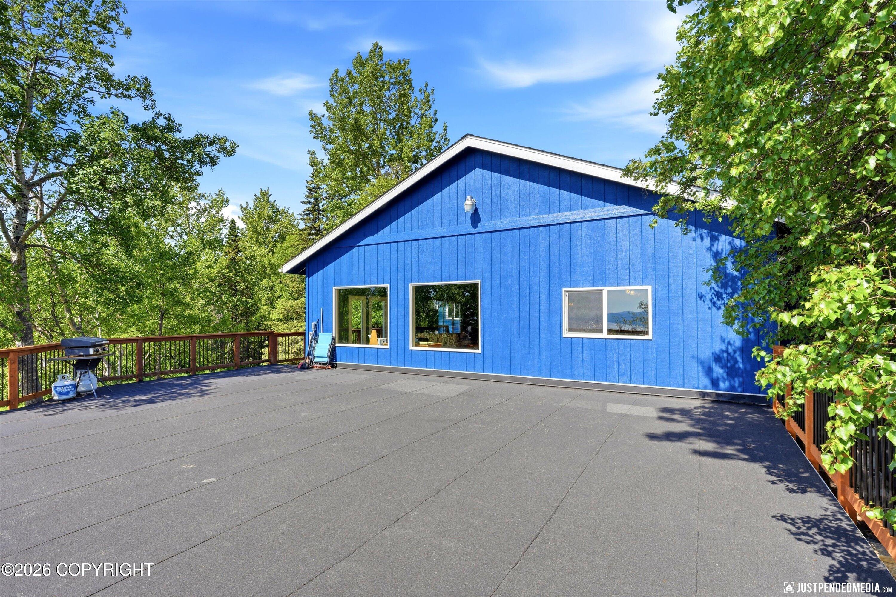 5820 De Armoun Road Property Photo 43