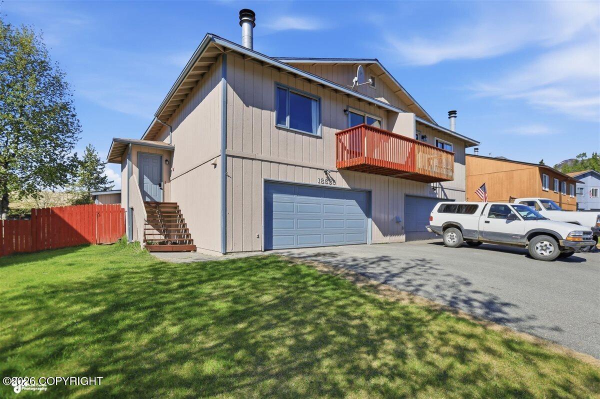 18635 N Lowrie Loop Property Photo 2