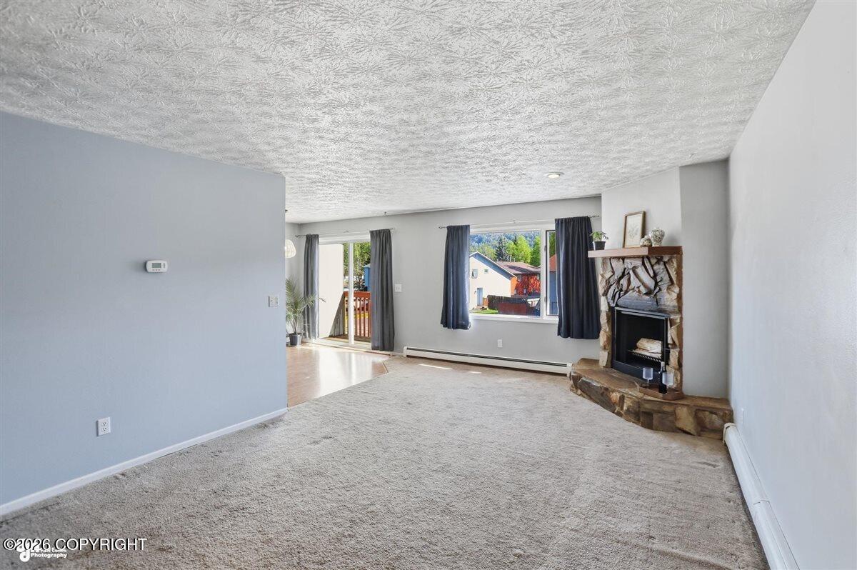 18635 N Lowrie Loop Property Photo 4