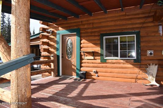 Mp 1319.8 Alaska Highway Property Photo 2