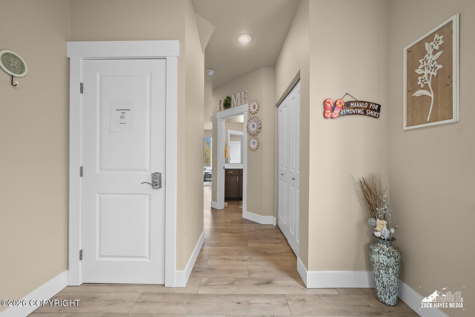 11490 Hillside Drive Property Photo 8
