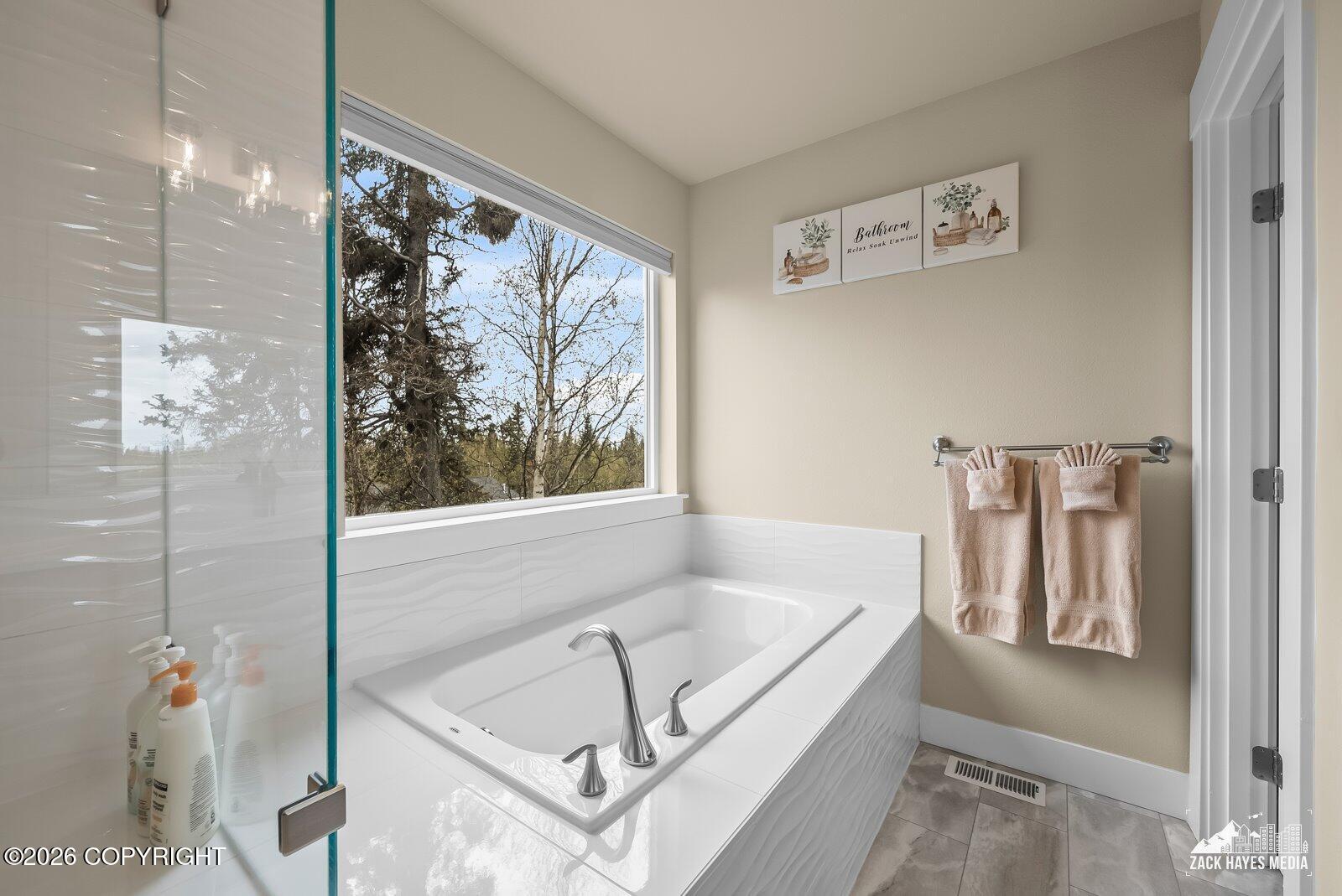 11490 Hillside Drive Property Photo 37
