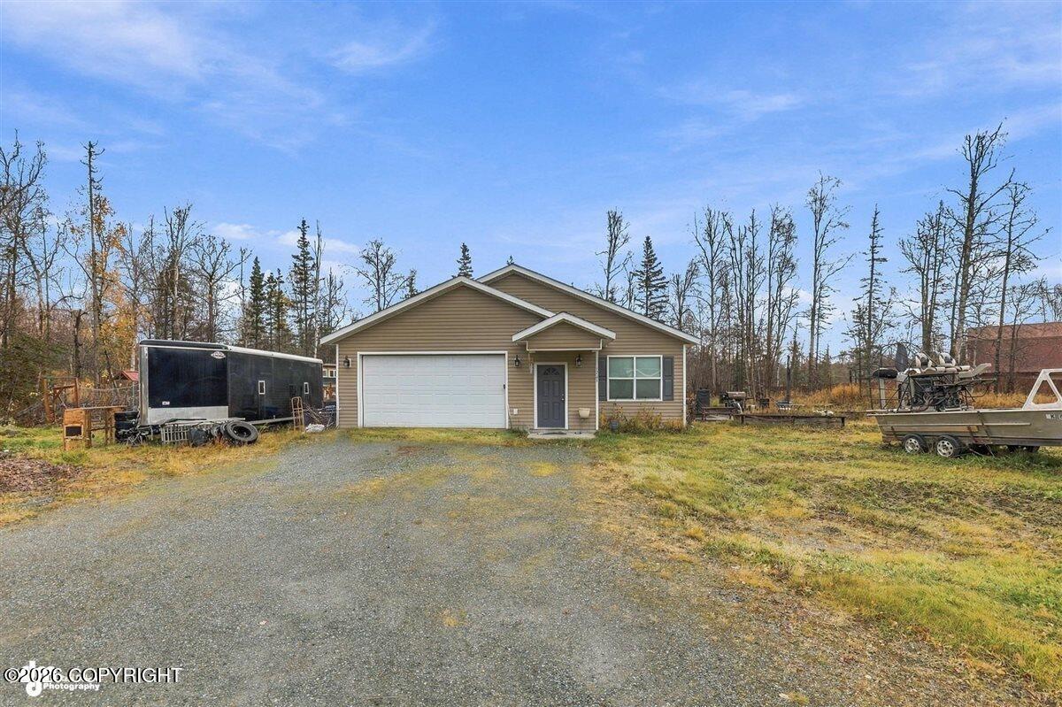 1261 E Spruce Avenue Property Photo 1