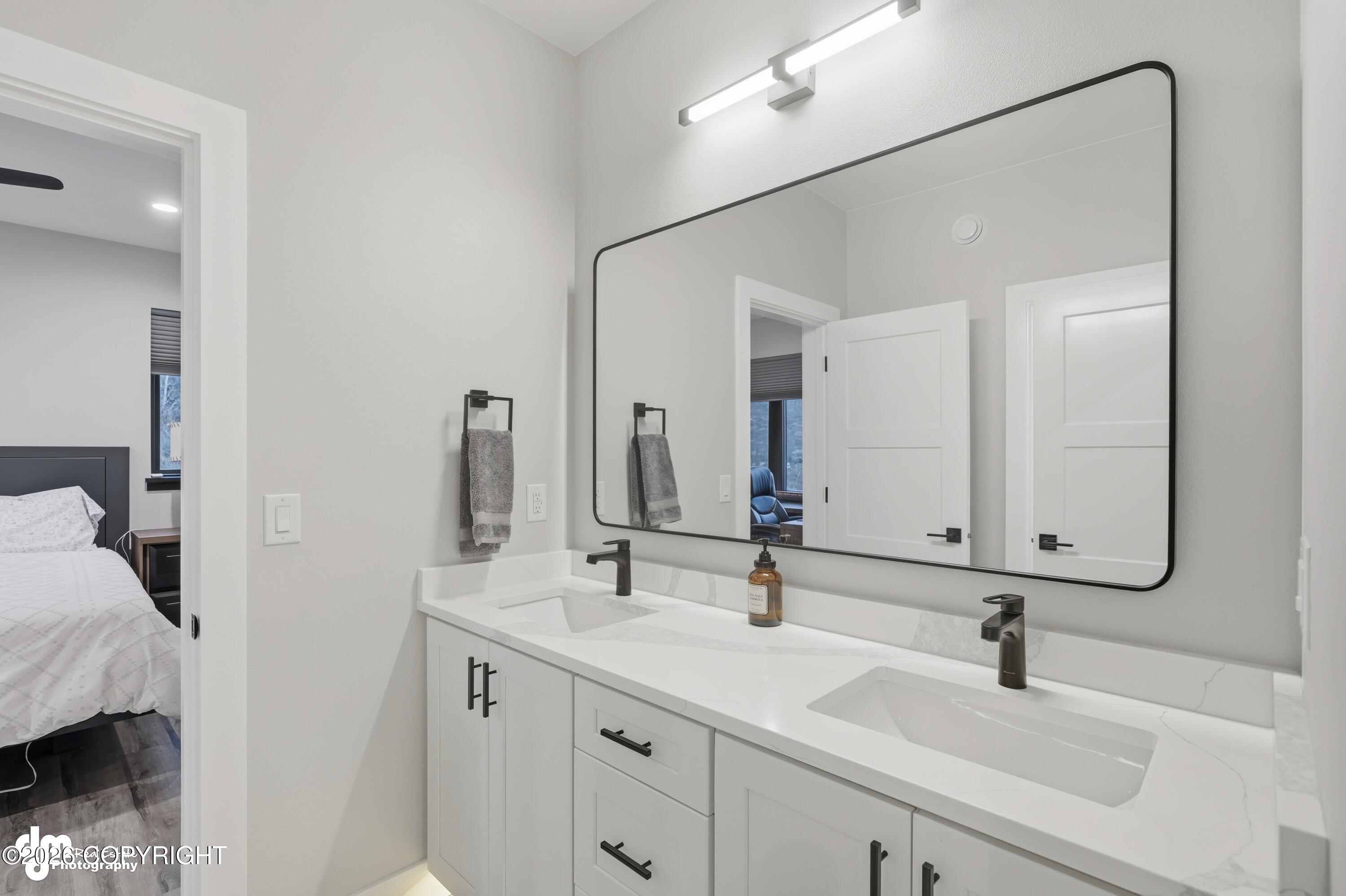 6407 Southpointe Ridge Drive Property Photo 56