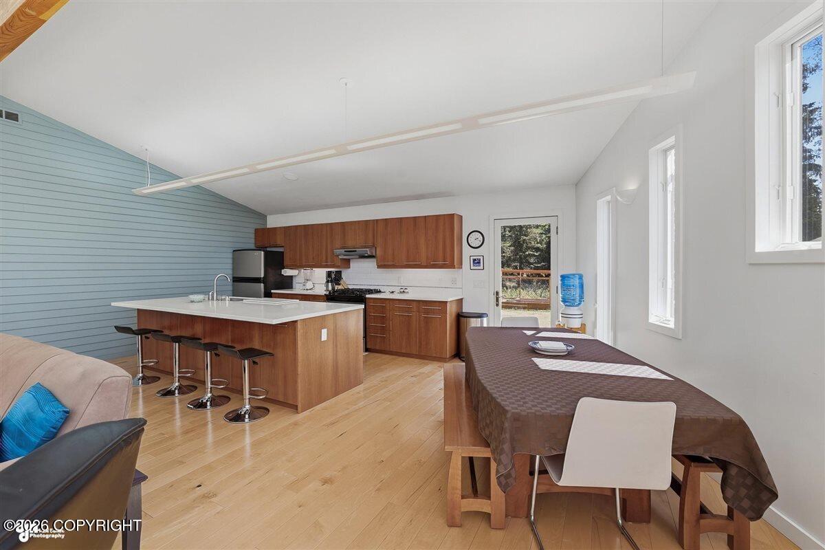 406 Cinderella Street Property Photo 18