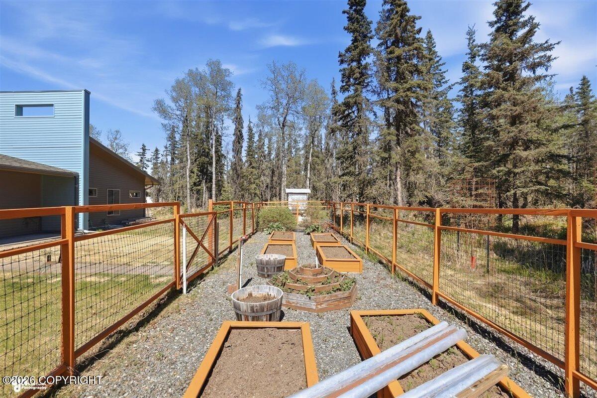 406 Cinderella Street Property Photo 63
