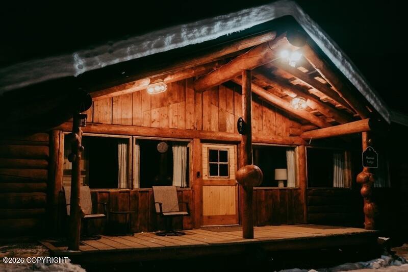 28951 N Parks Highway Property Photo 8
