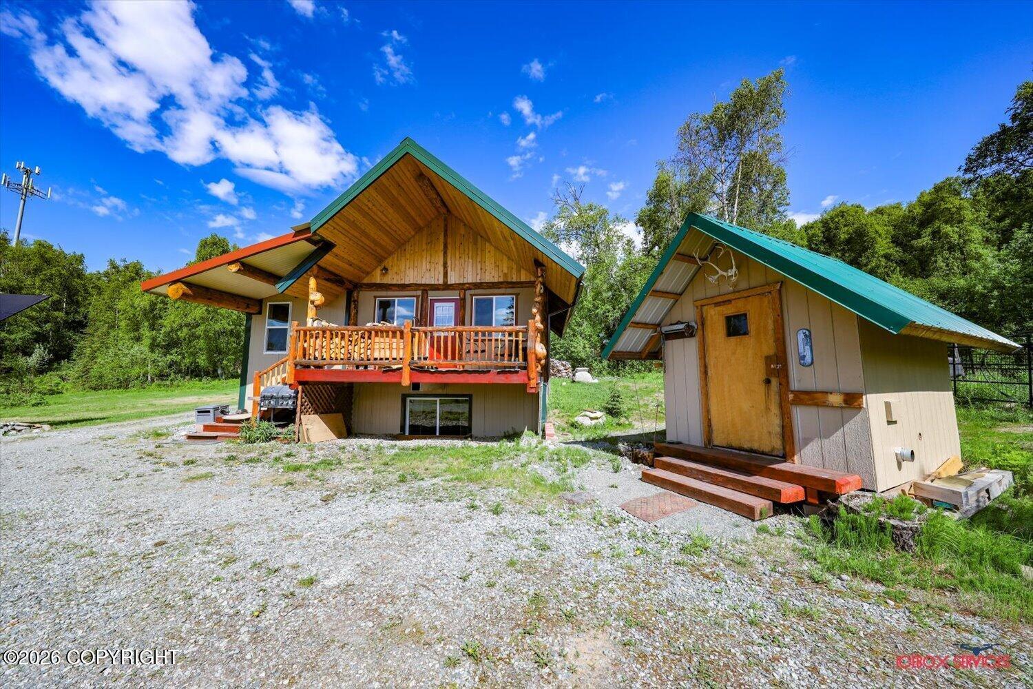 6240 N Sunset Drive Property Photo 1