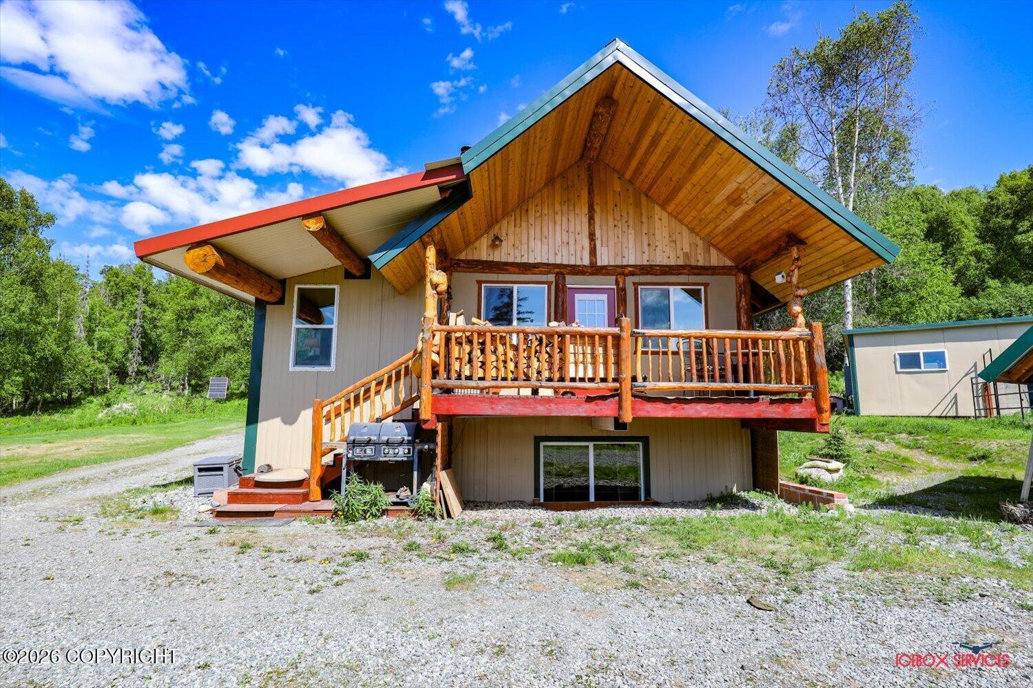 6240 N Sunset Drive Property Photo 3