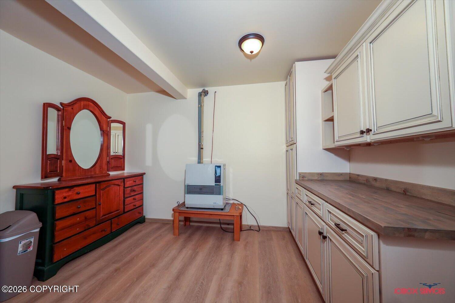 6240 N Sunset Drive Property Photo 17