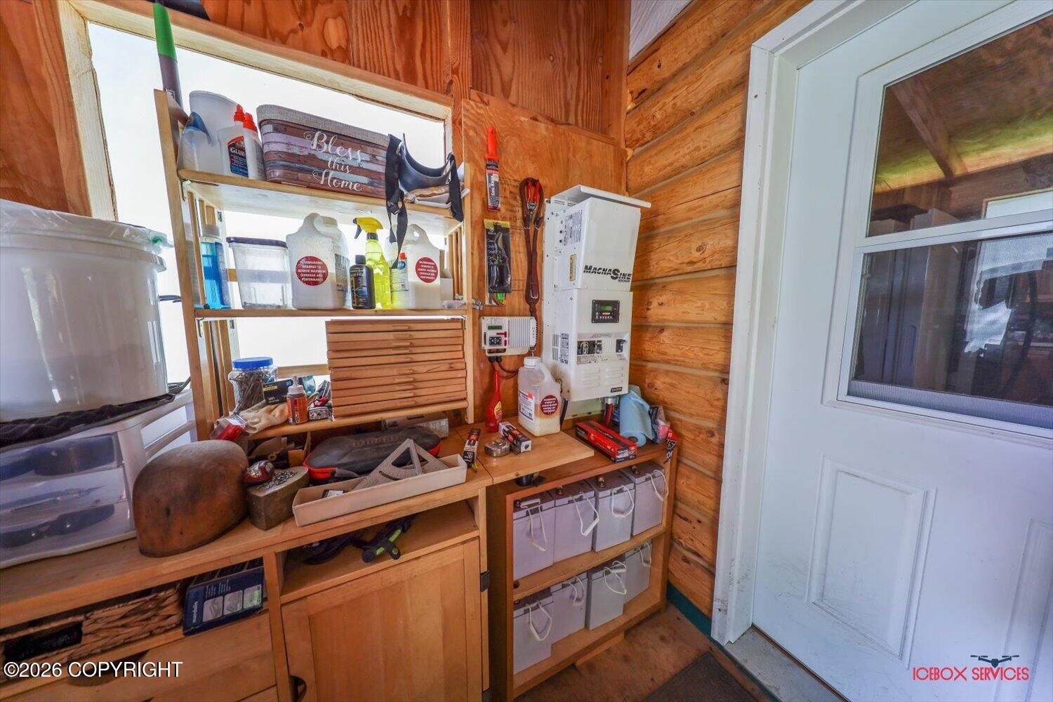 6240 N Sunset Drive Property Photo 32