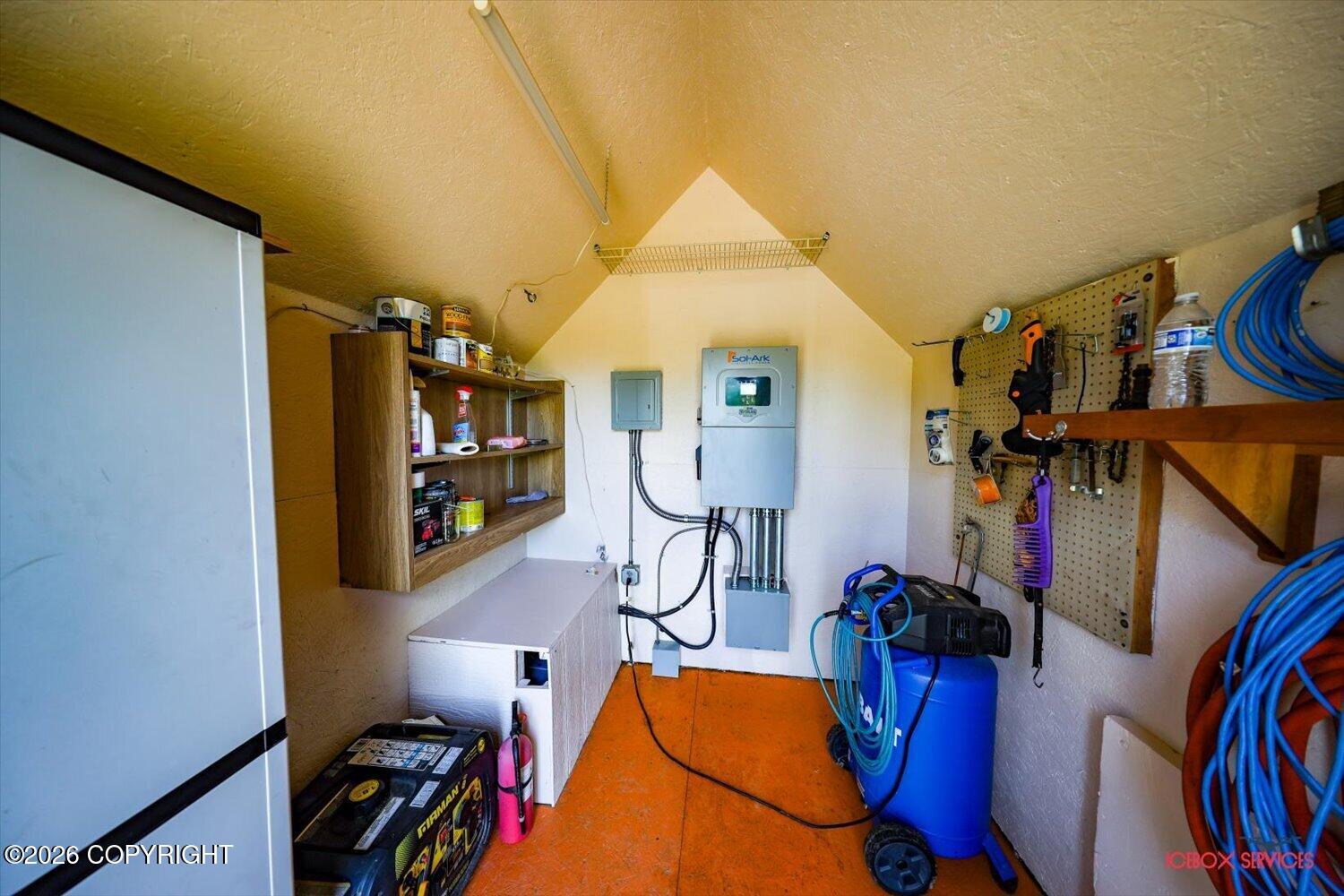 6240 N Sunset Drive Property Photo 51
