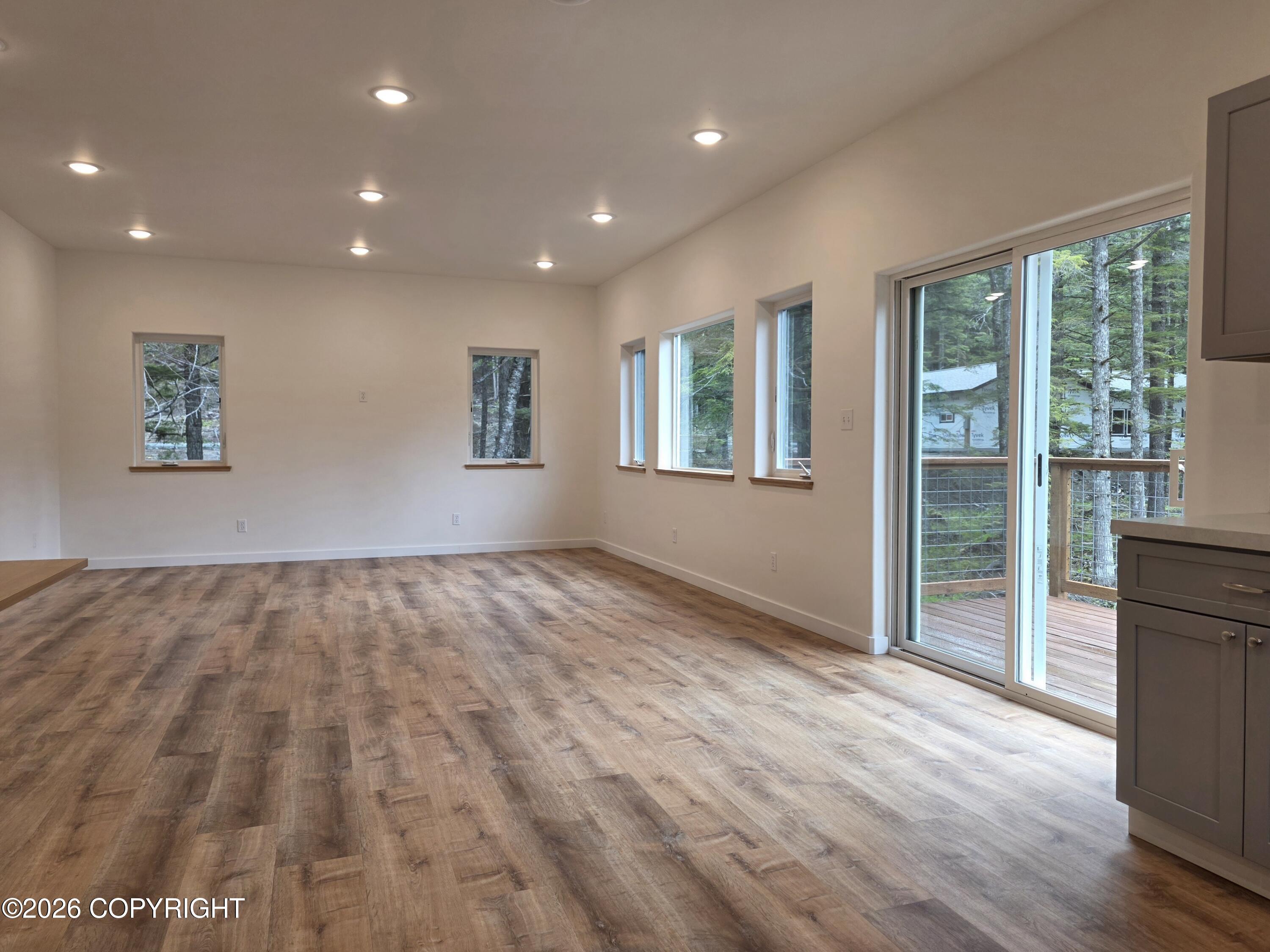 650 Allie Road Property Photo 6
