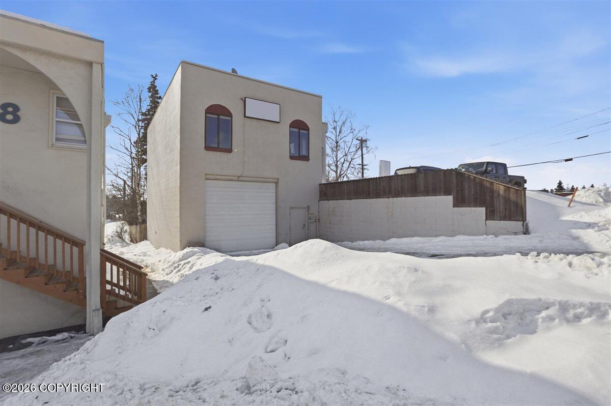805 Gambell Street Property Photo 27