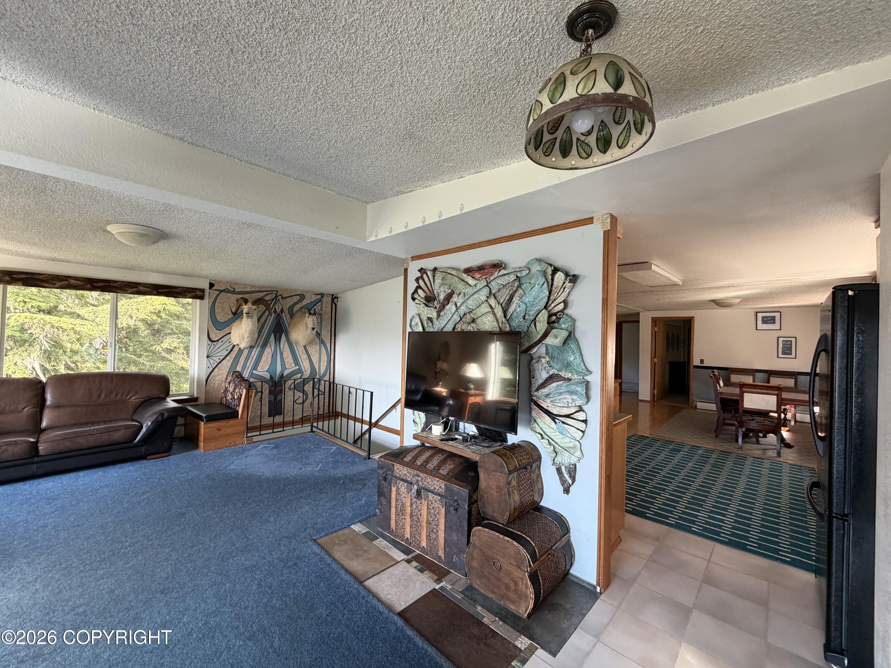 1037 Zimovia Highway Property Photo 7