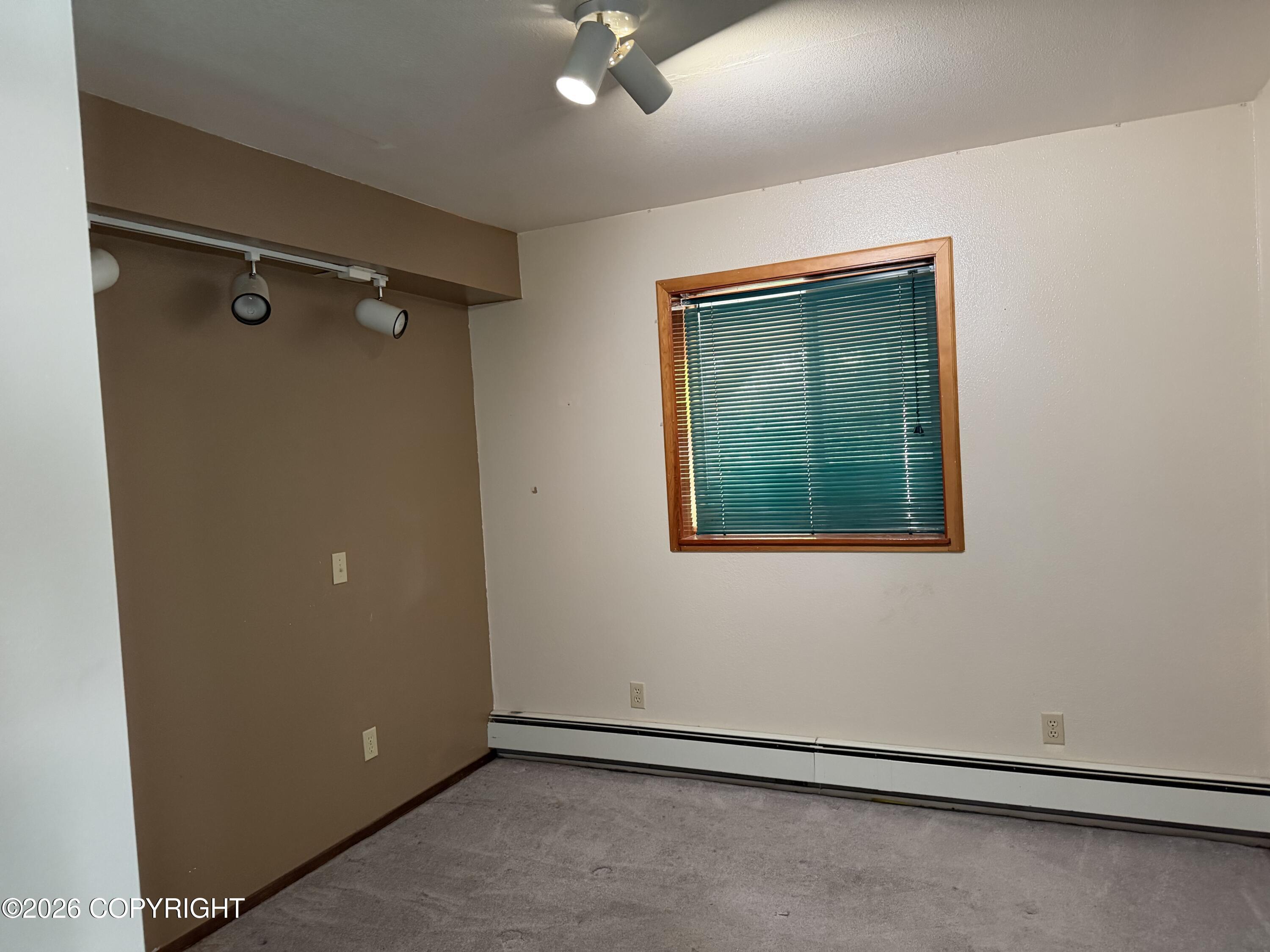 1037 Zimovia Highway Property Photo 29