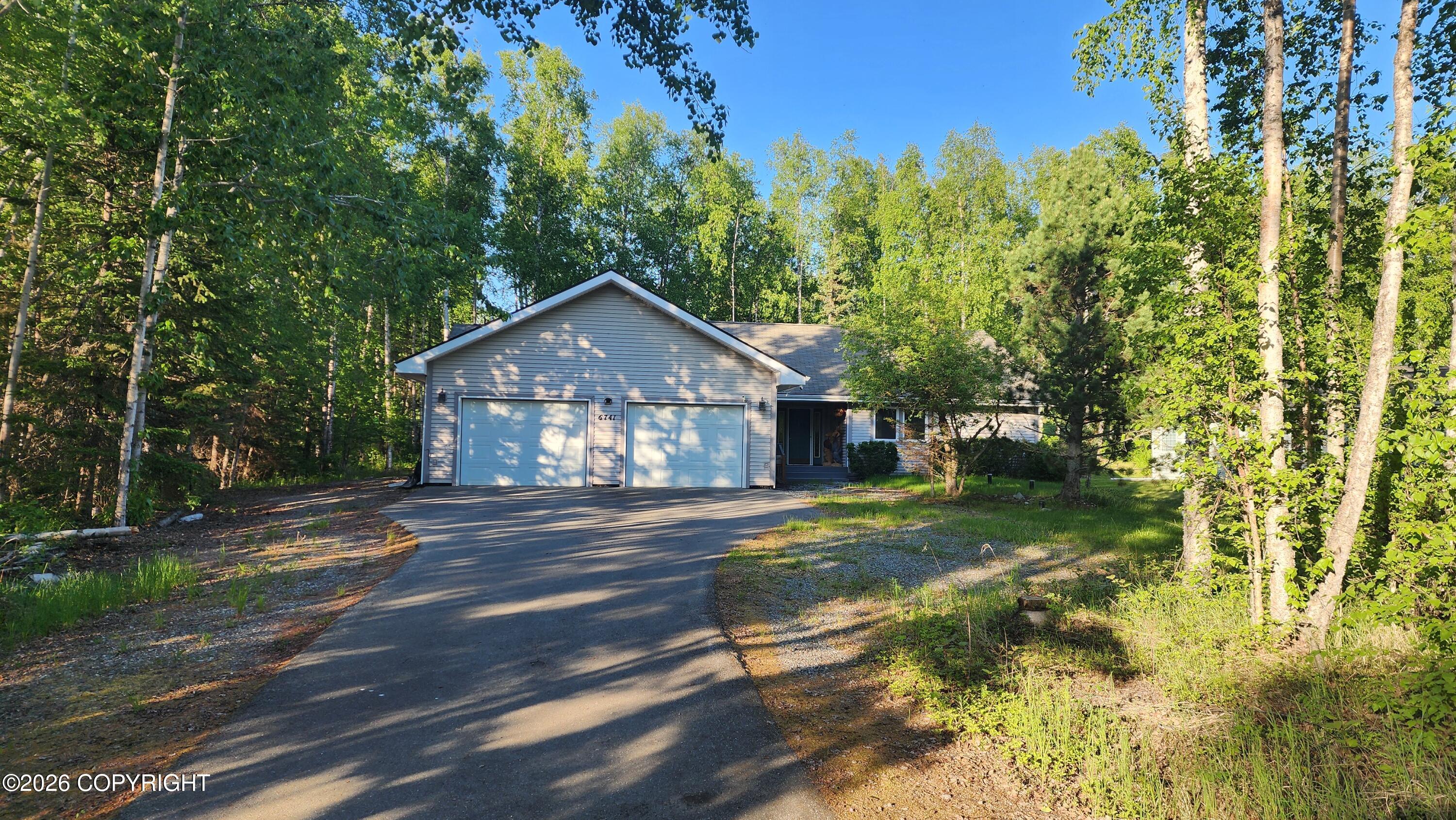 6741 W Hemmer Drive Property Photo 1