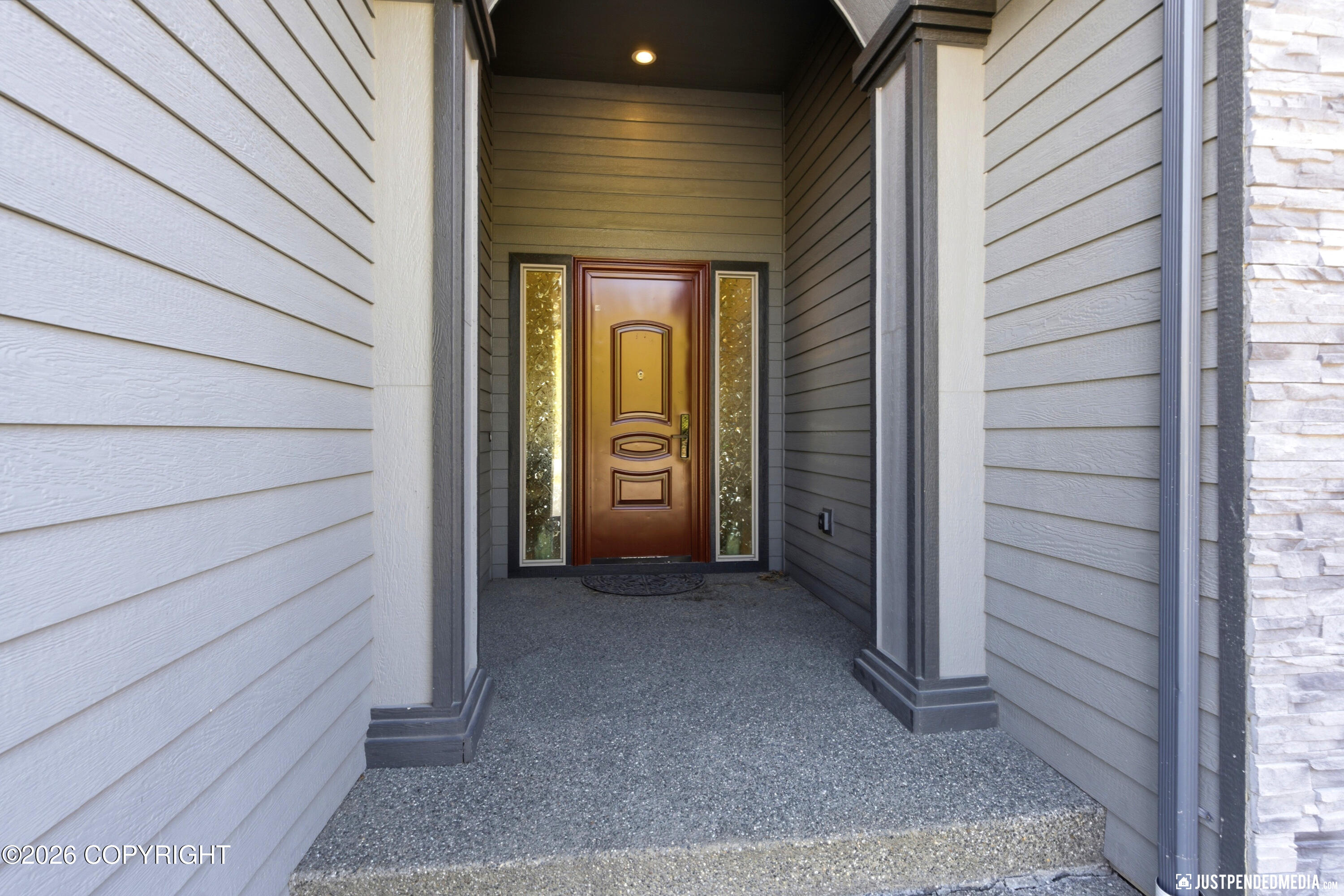 5570 S Irwin Drive Property Photo 3