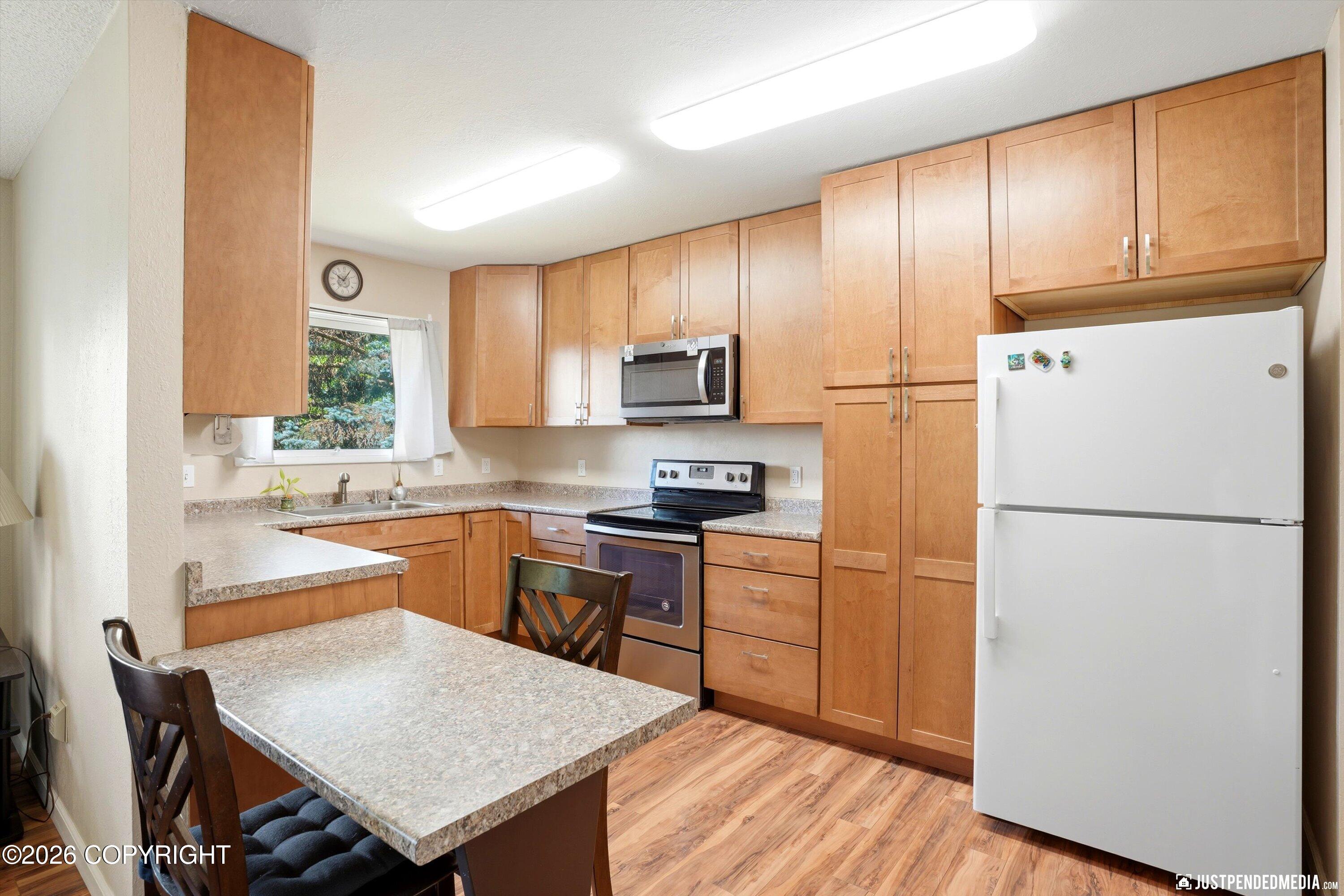 14231 Sunview Drive Property Photo 5