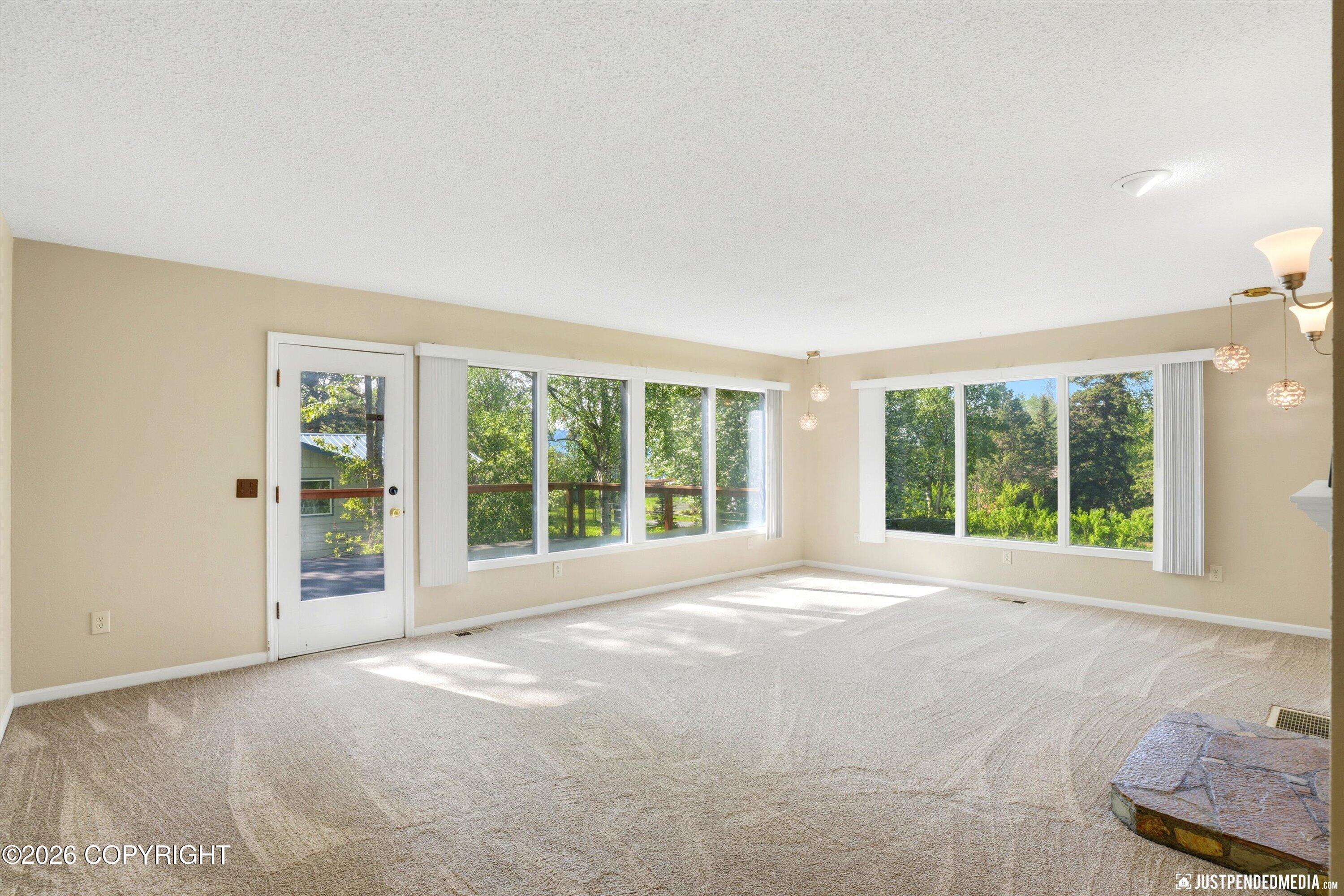 14231 Sunview Drive Property Photo 24