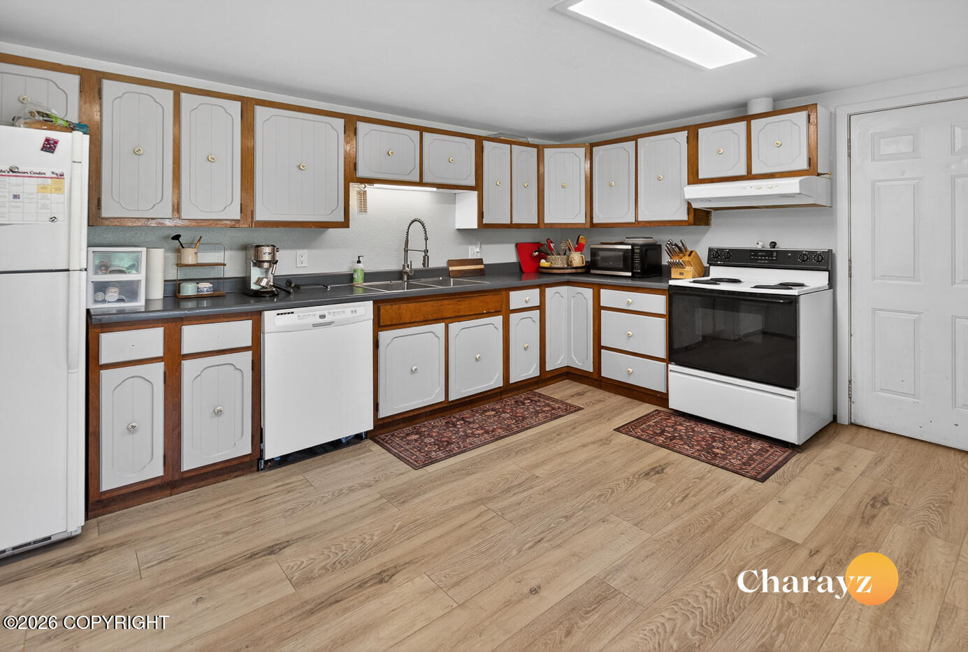 961 Clear Street Property Photo 16