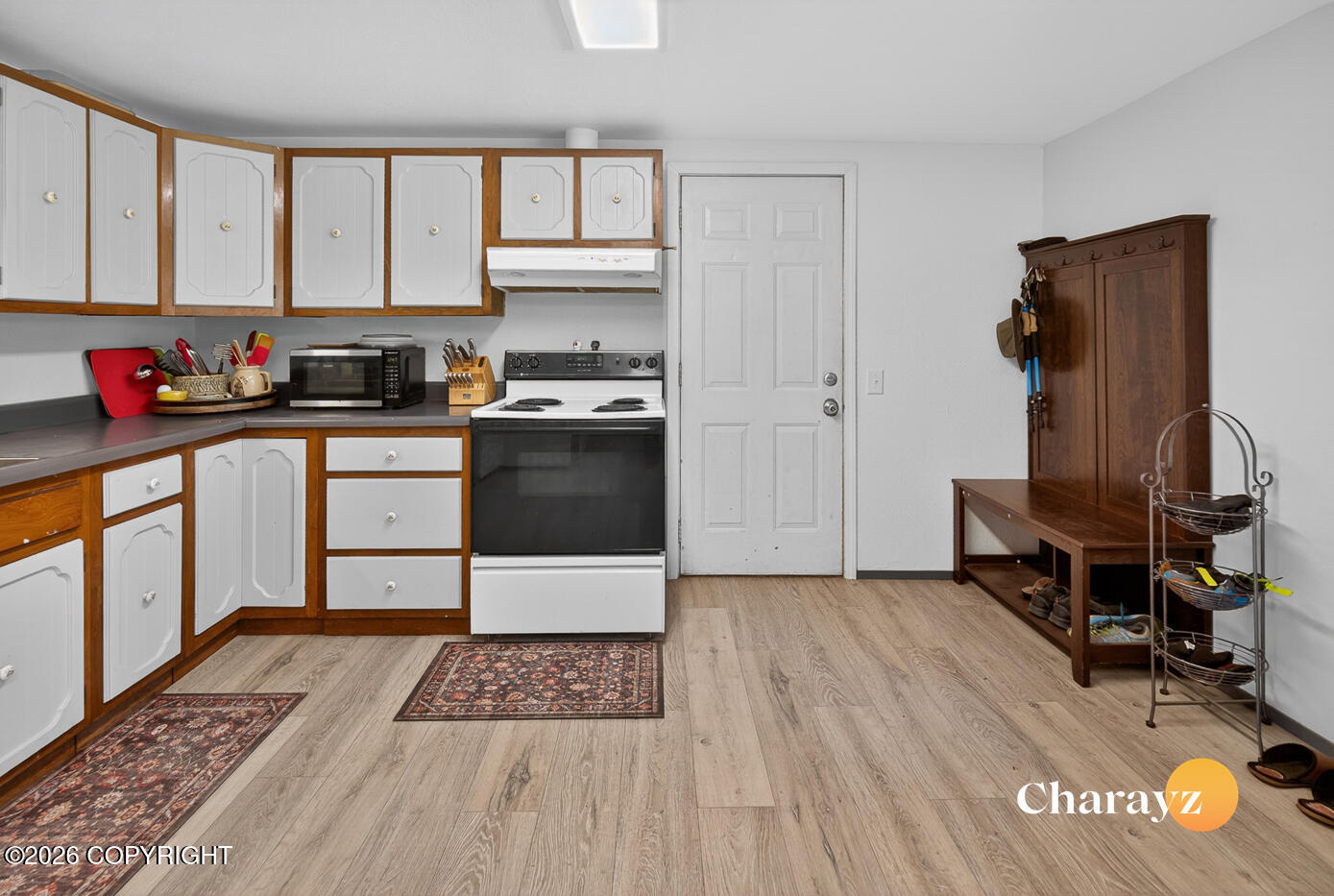 961 Clear Street Property Photo 17