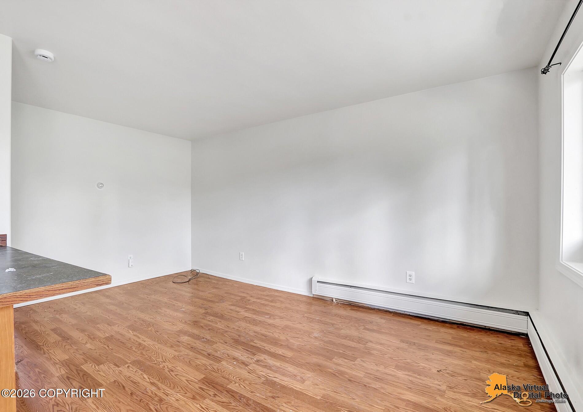 1227 E 11th Avenue Property Photo 17
