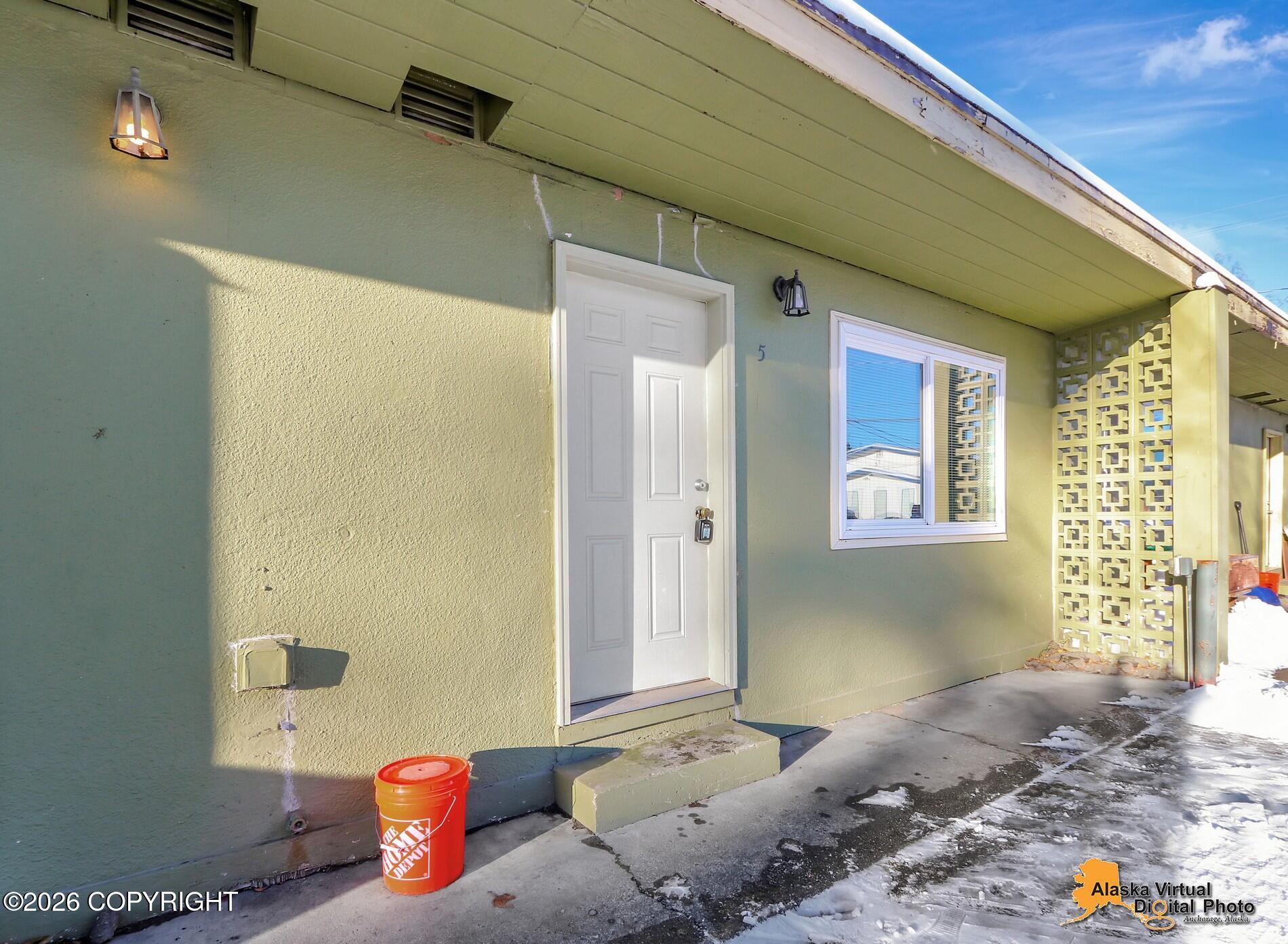 1227 E 11th Avenue Property Photo 44