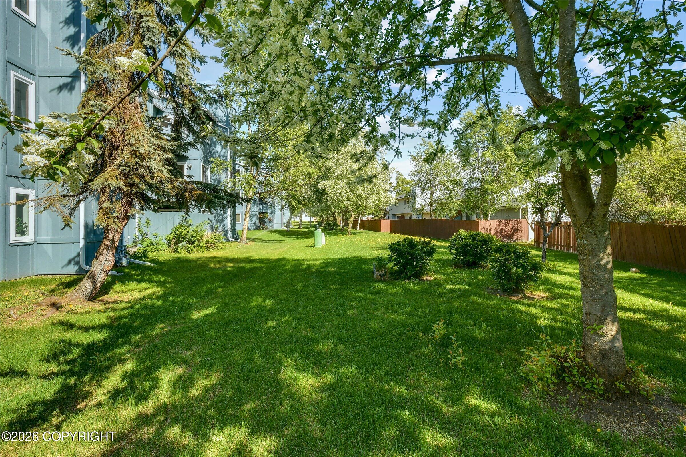 1630 Eastridge Drive #303 Property Photo 23