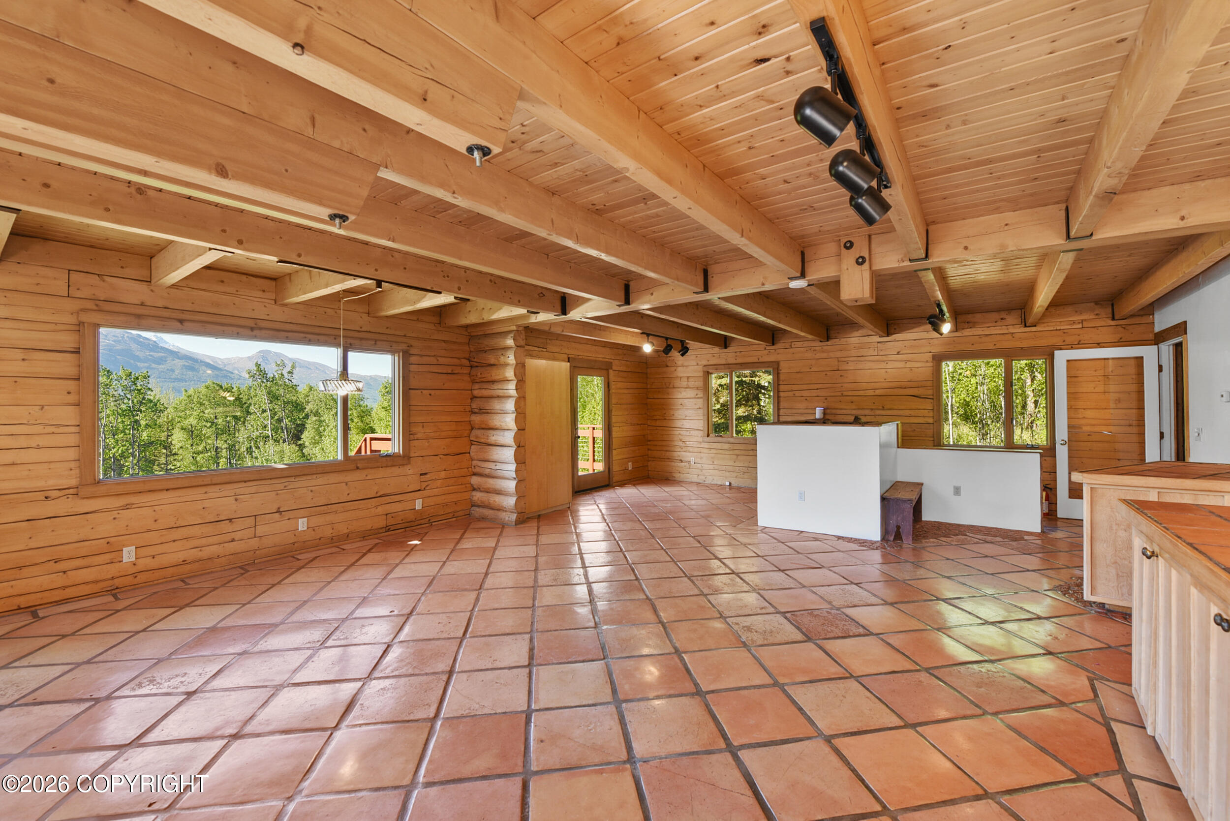 24285 E Hill Lane Property Photo 13