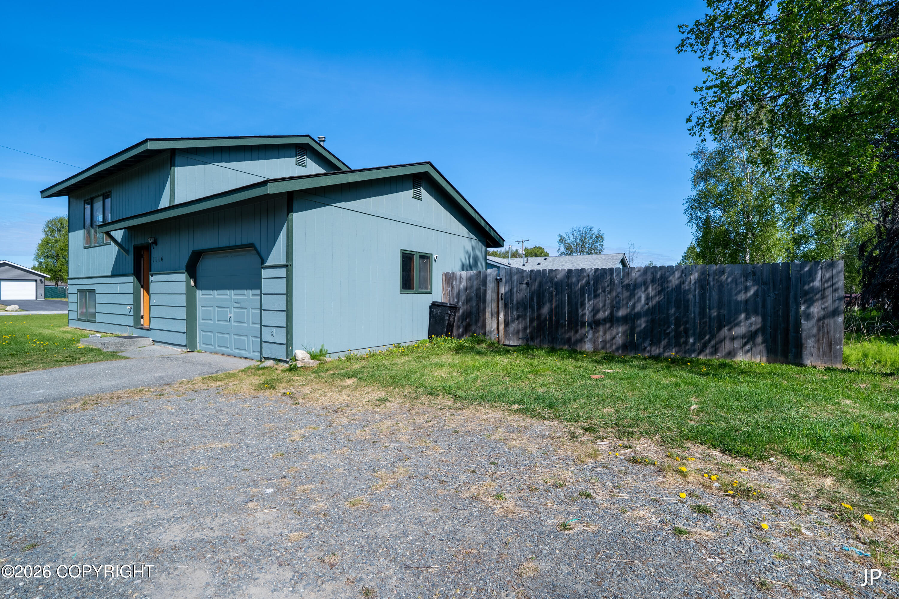 1114 First Avenue Property Photo 3