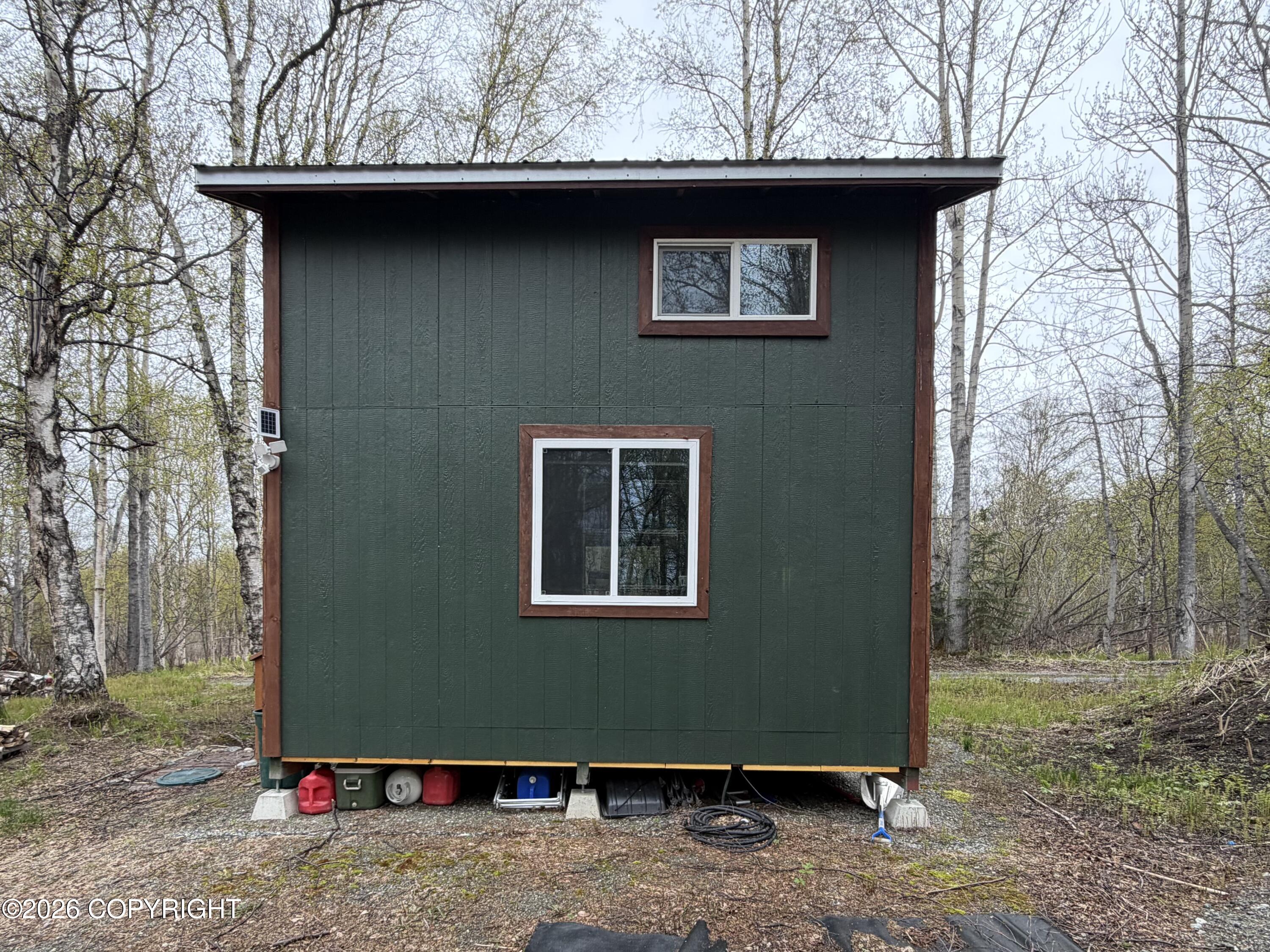 17935 E Woods Drive Property Photo 6