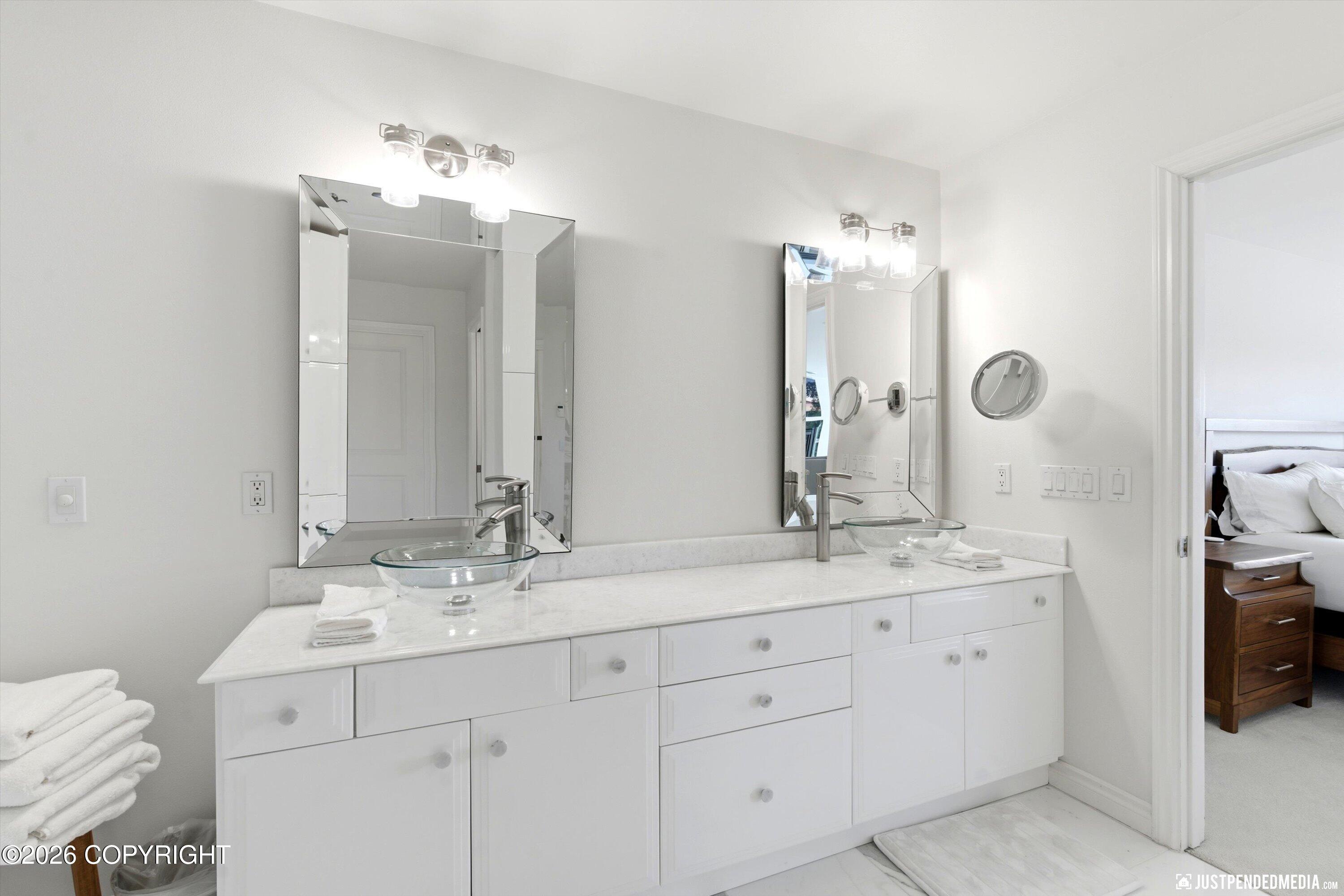 4008 N Point Drive Property Photo 62