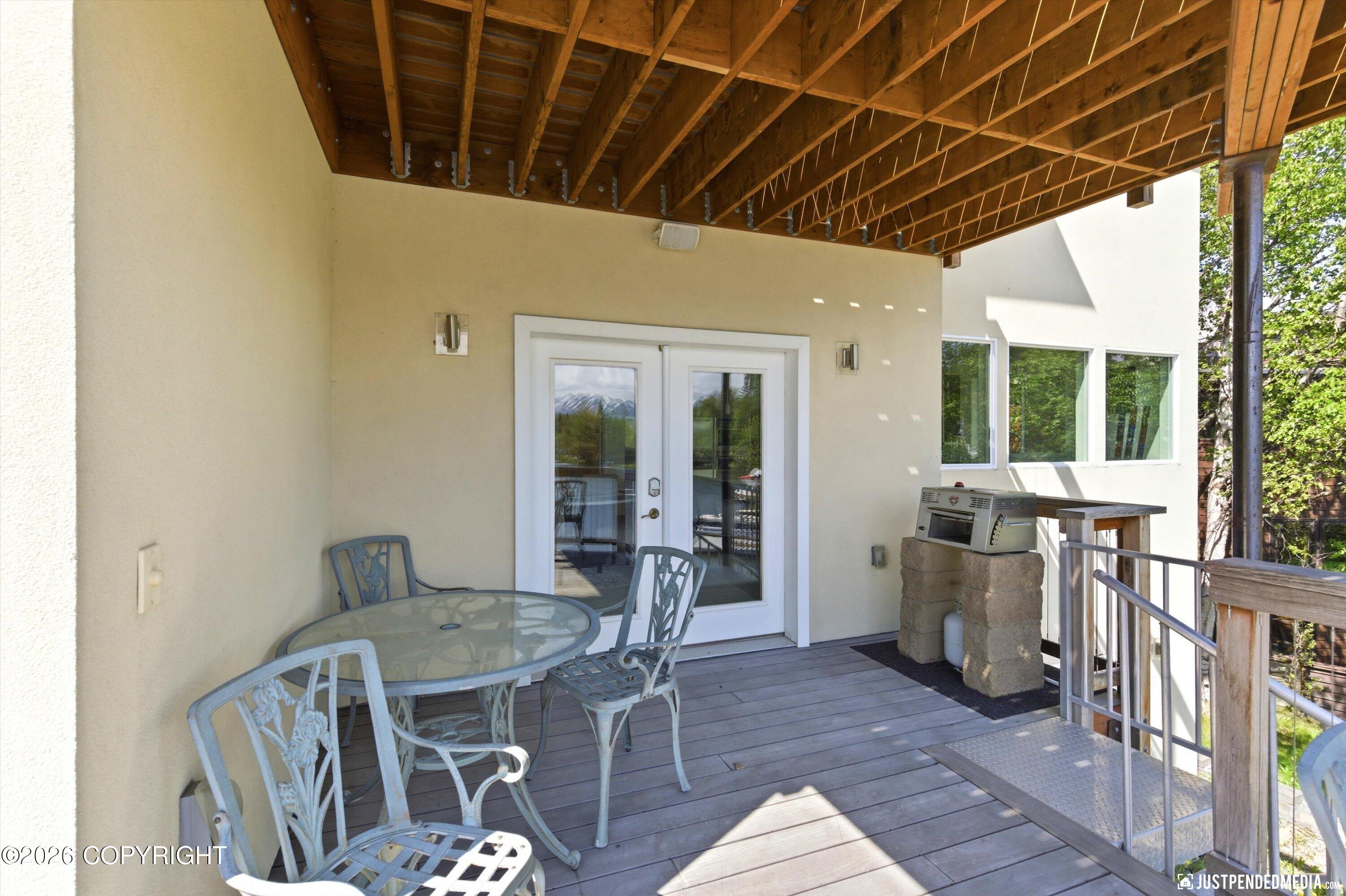 4008 N Point Drive Property Photo 105