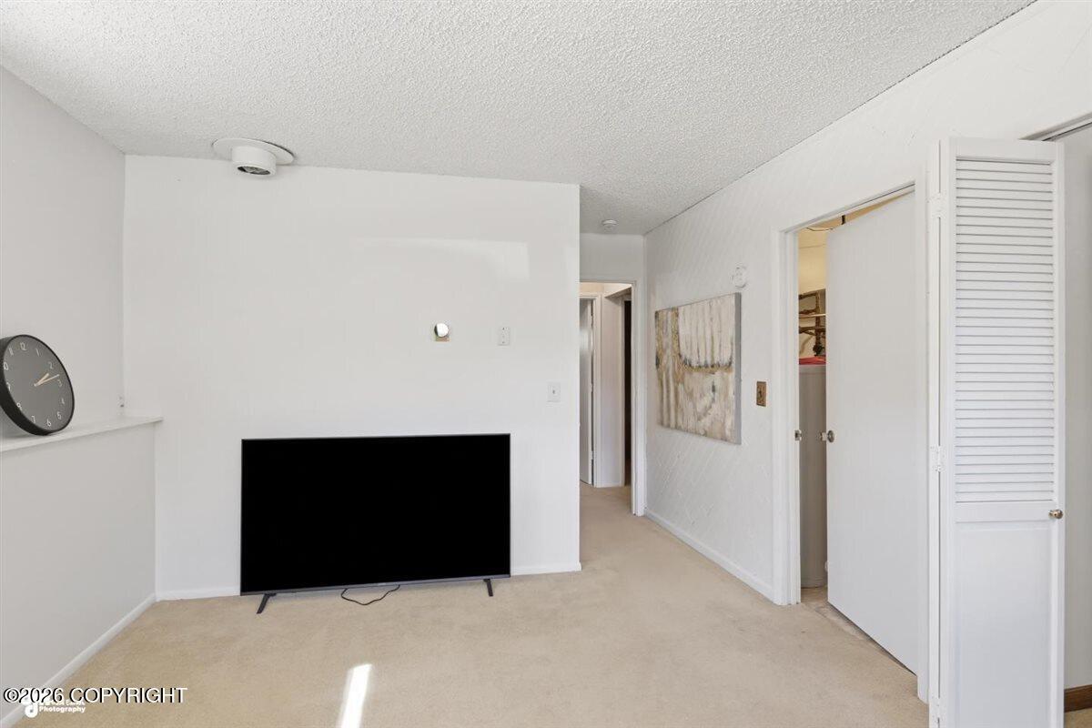 3056 Glacier Street Property Photo 17