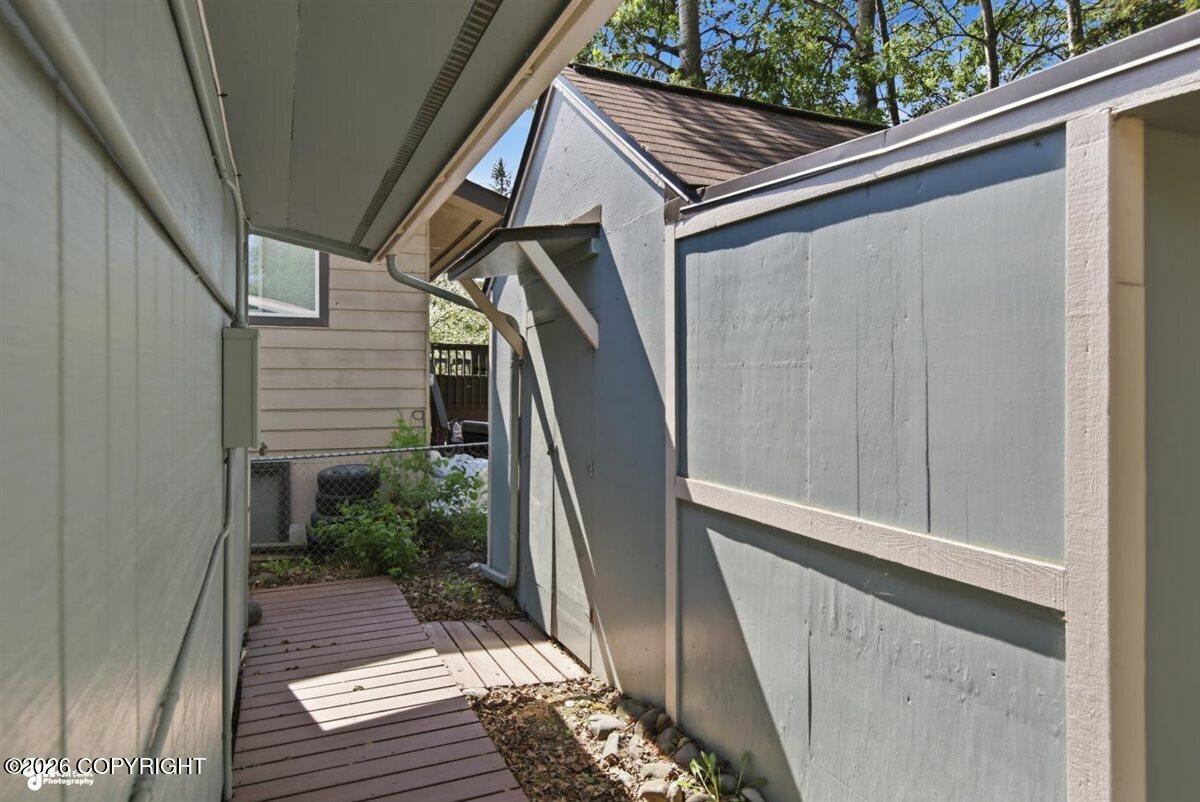 3056 Glacier Street Property Photo 31