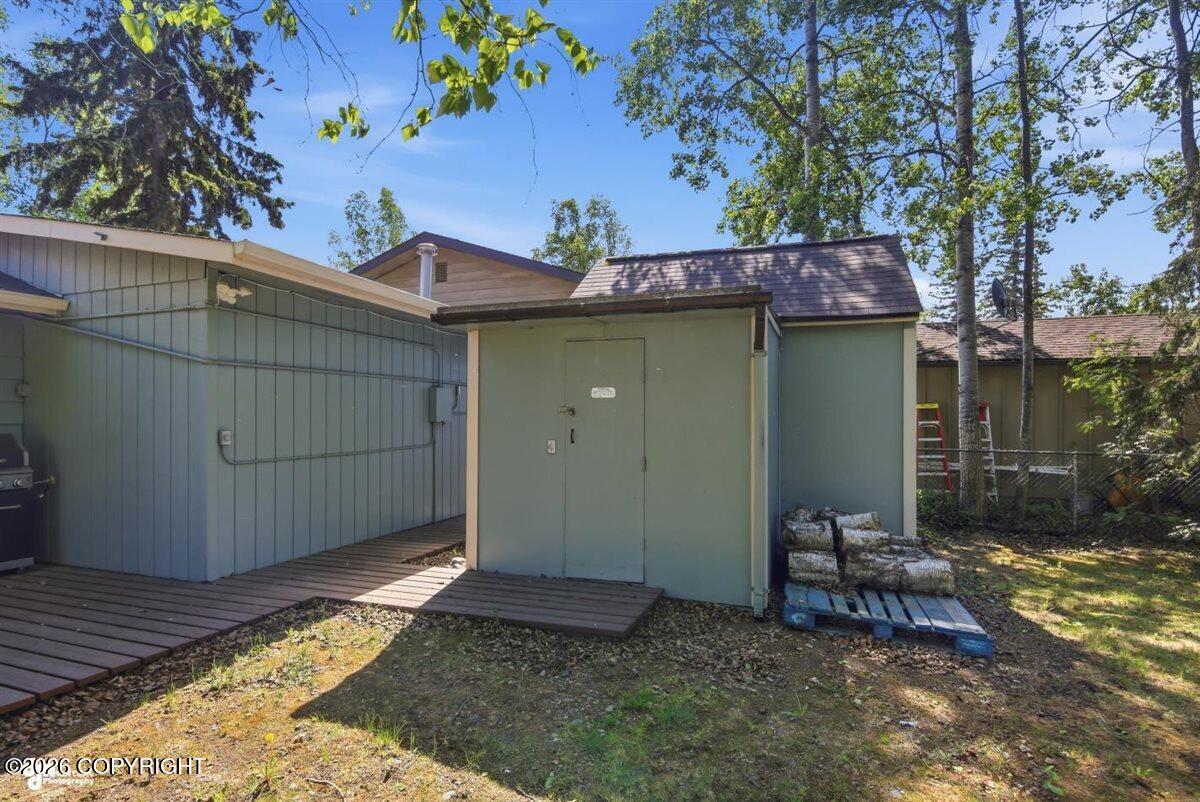 3056 Glacier Street Property Photo 34