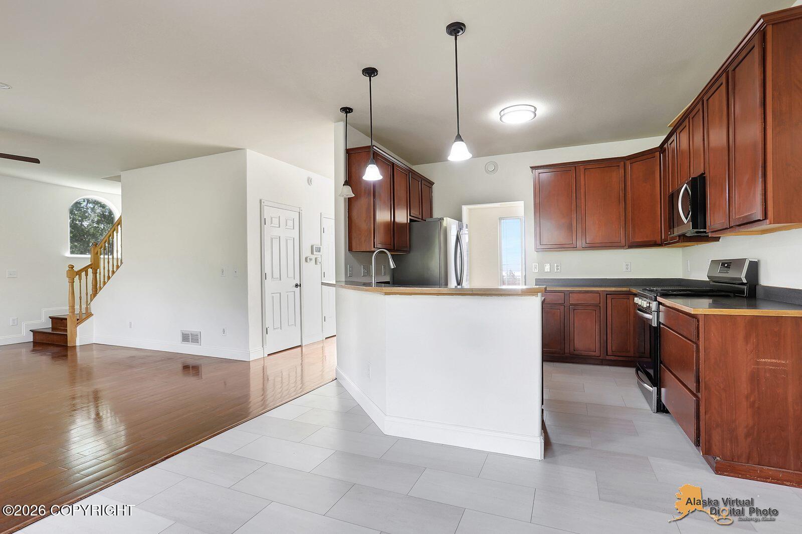 6775 W Wellington Drive Property Photo 10