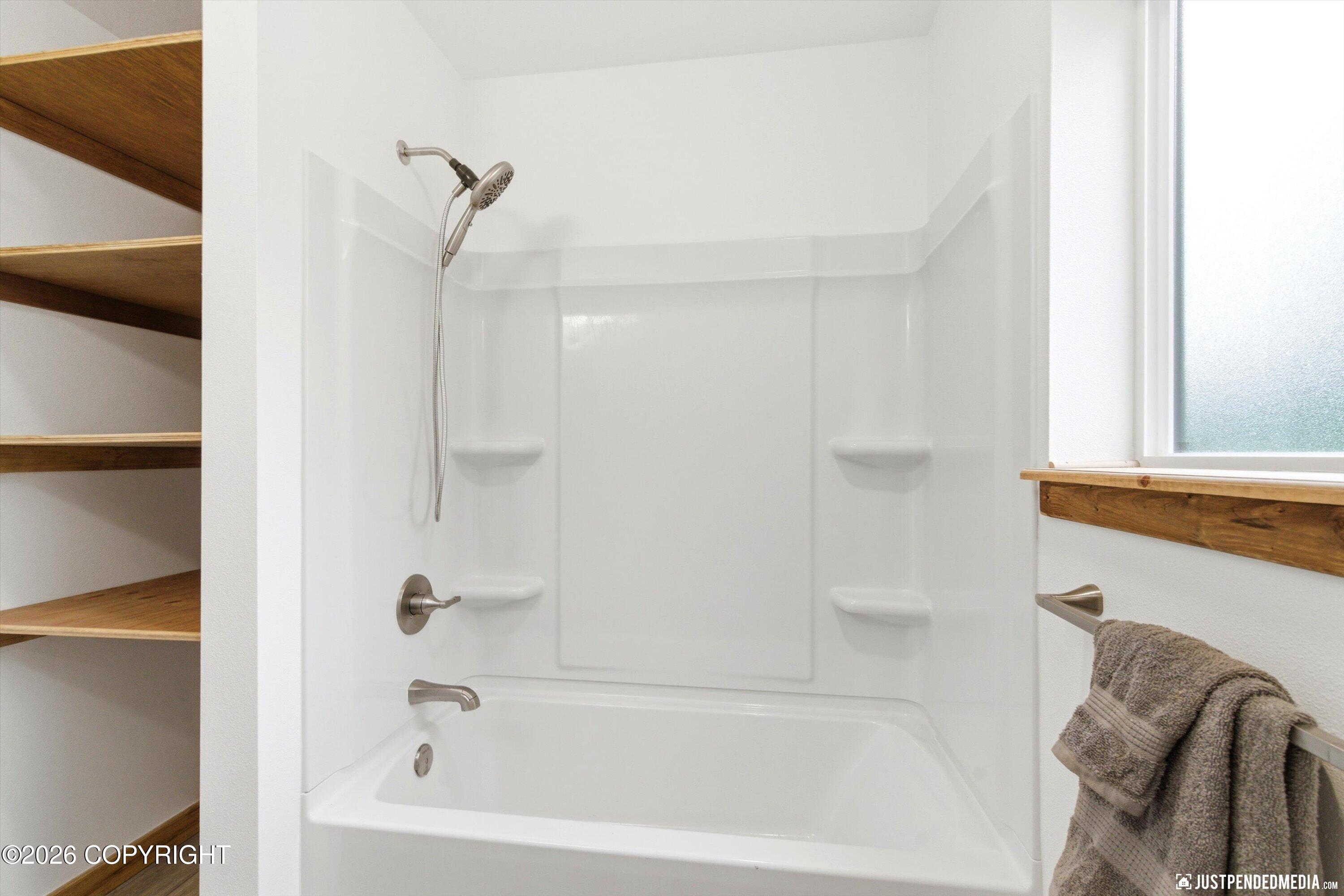 13862 W Halston Avenue Property Photo 17