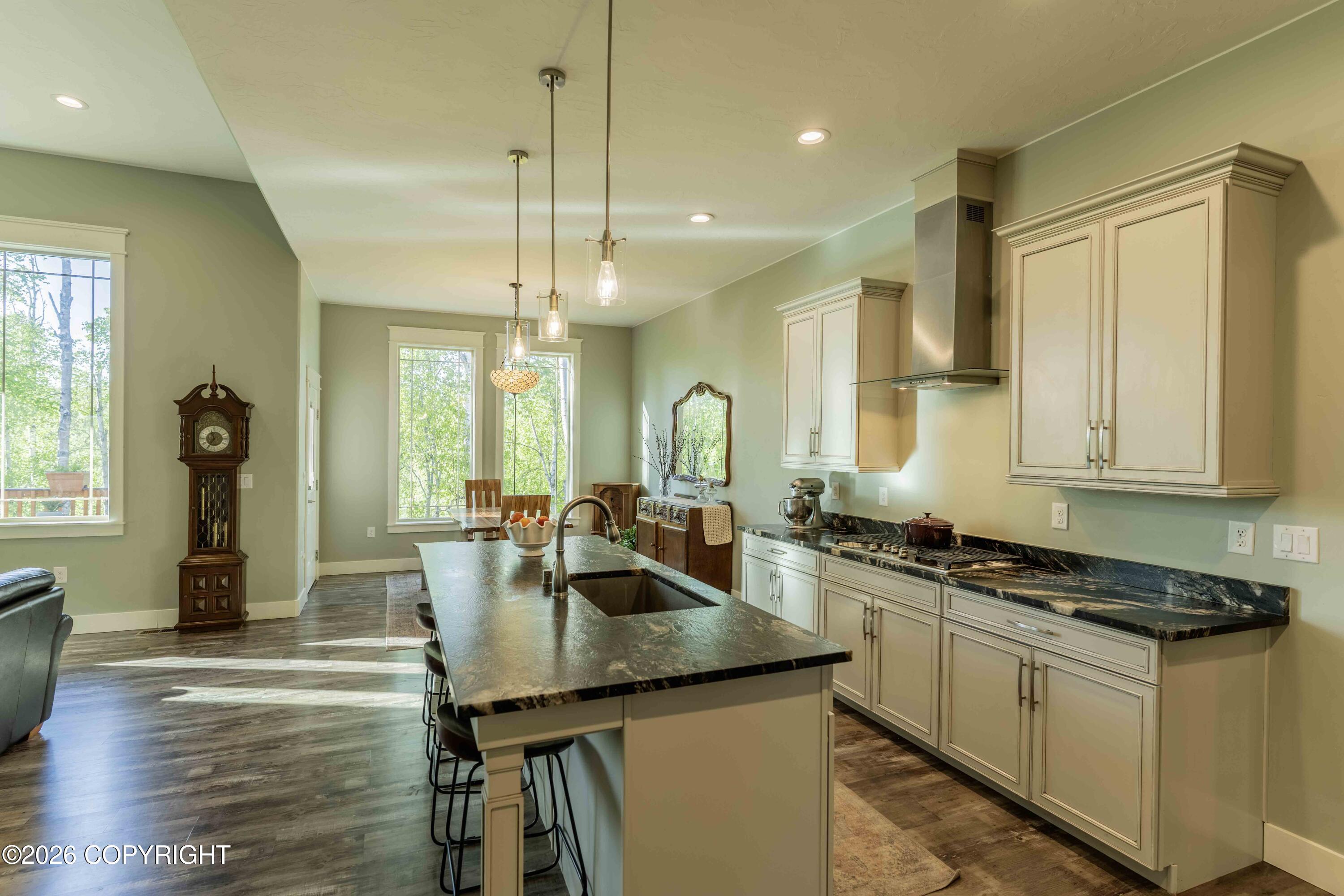 5065 W Pinnacle Ridge Circle Property Photo 8